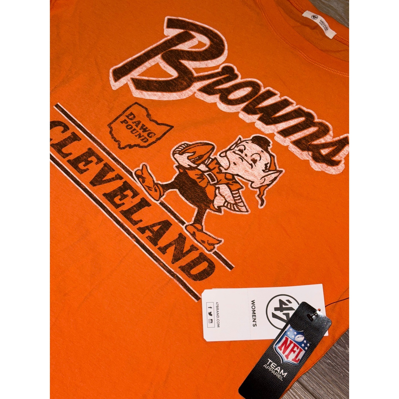 NWT Women’s Cleveland Browns 47 Brand – Medium – Orange
