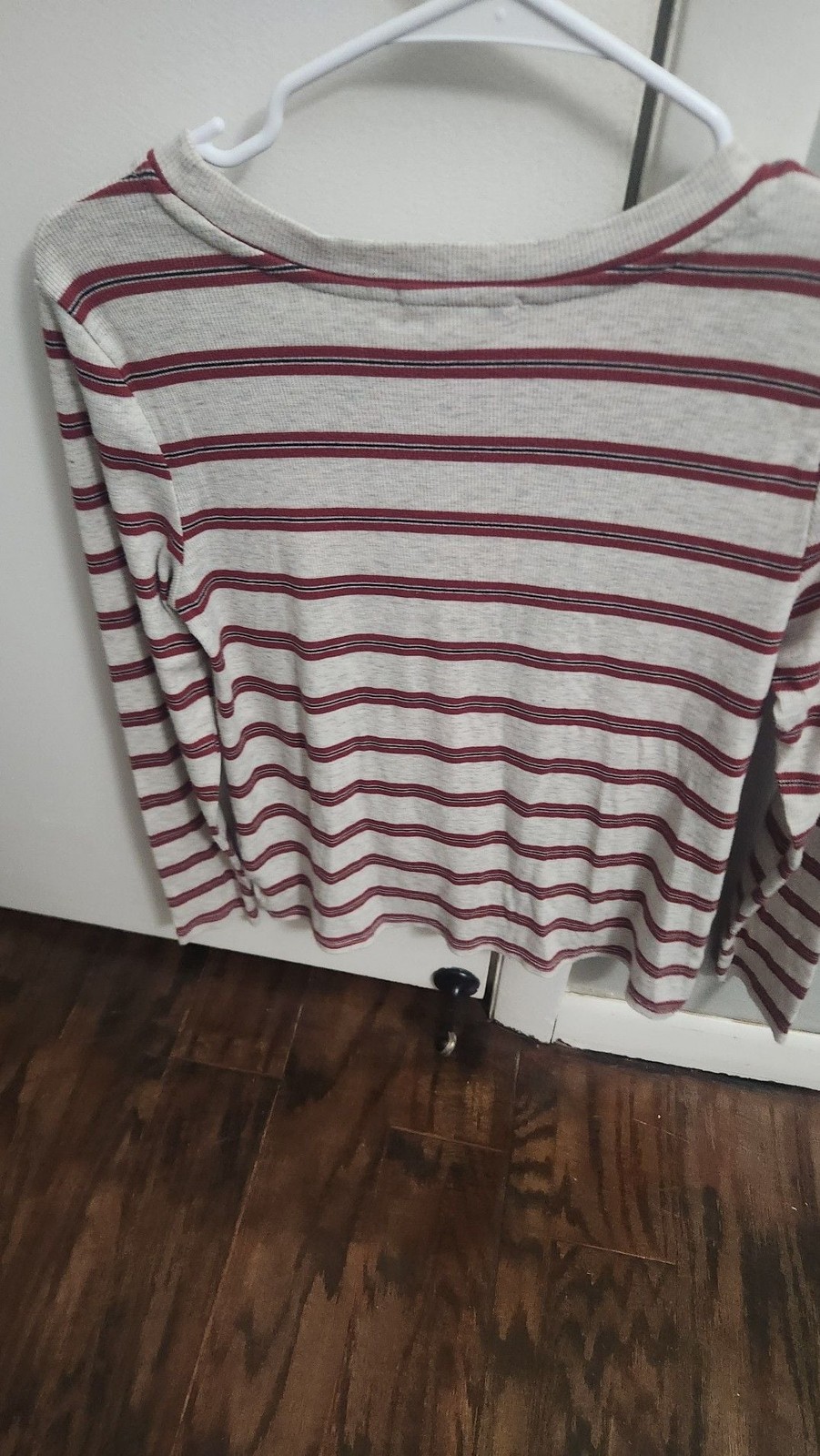 Pink Rose Women’s Striped Long Sleeve Crew Neck Twist Front Crop Top