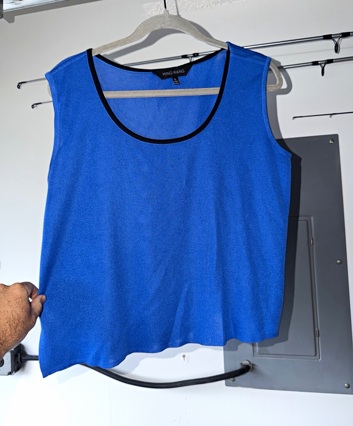 Ming Wang Women’s Blue/Black Solid Knit Scoop Neck Sleeveless Tank Top L