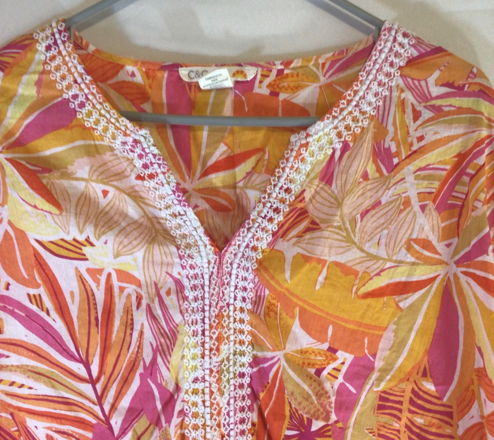 C and C California tropical print blouse XL pink orange beach vacation resort