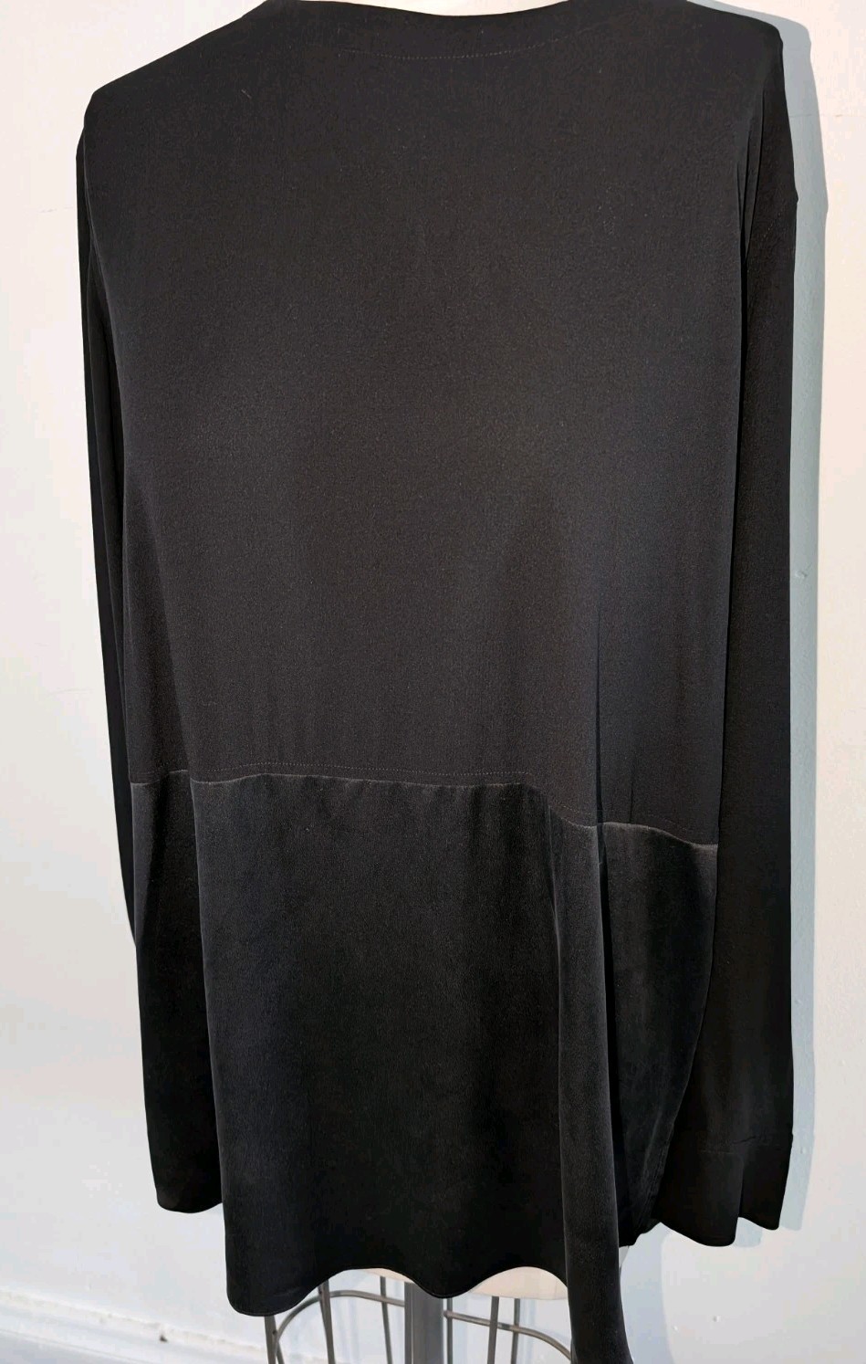 Eileen Fisher Silk Tunic Top Black Long Slv Silk Crepe & Satin Small READ