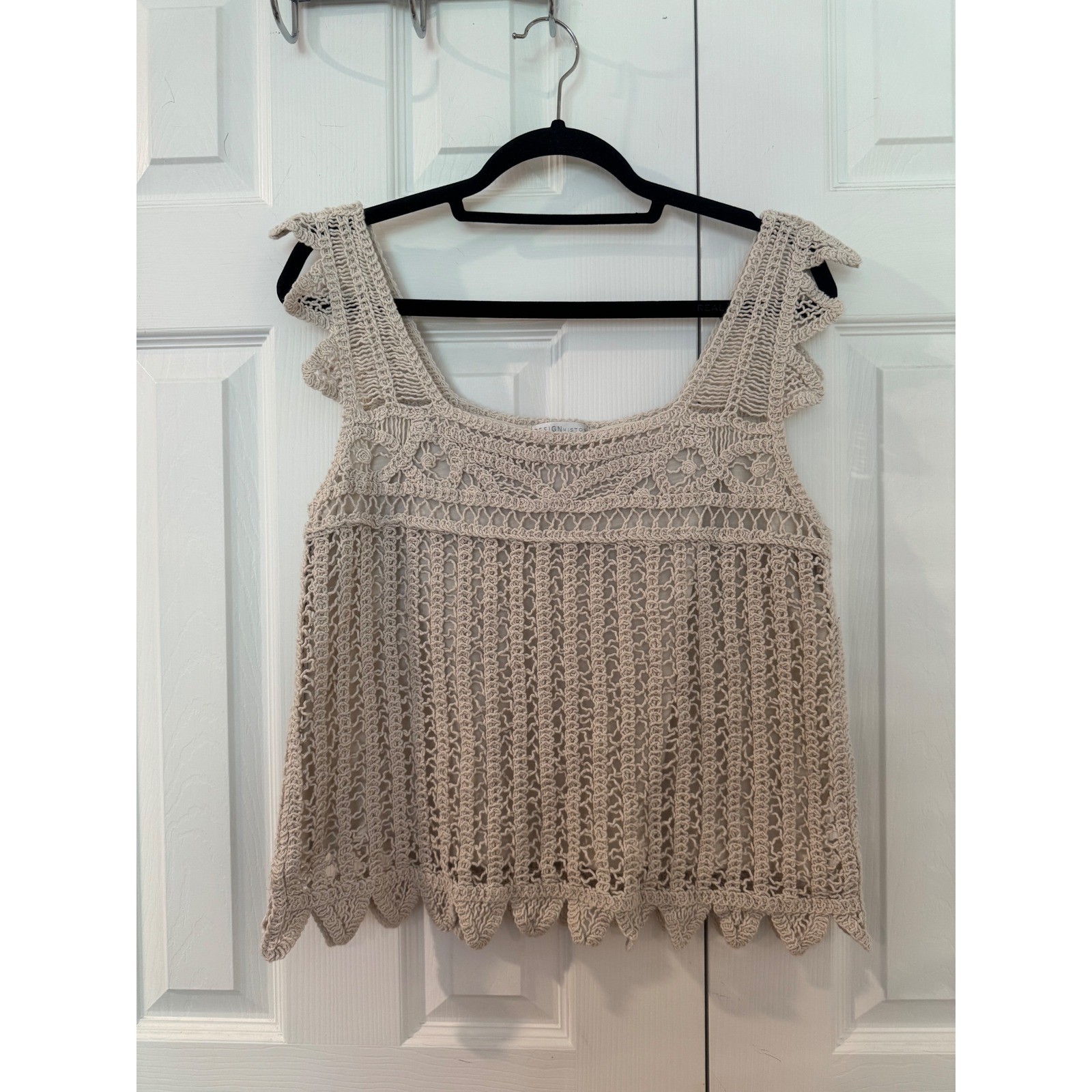 Design History Beige Boho Crochet Tank Top Cotton Ruffle Sleeve Scallop Hem L