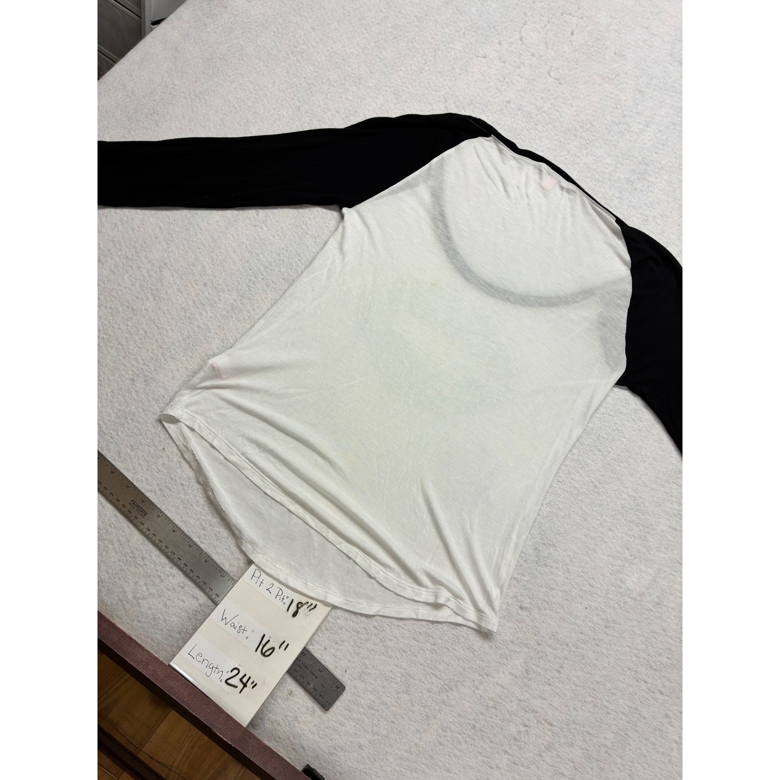 Juicy Couture Sporty Baseball Tee McBling Sequin Lip Raglan Top Small White Y2K