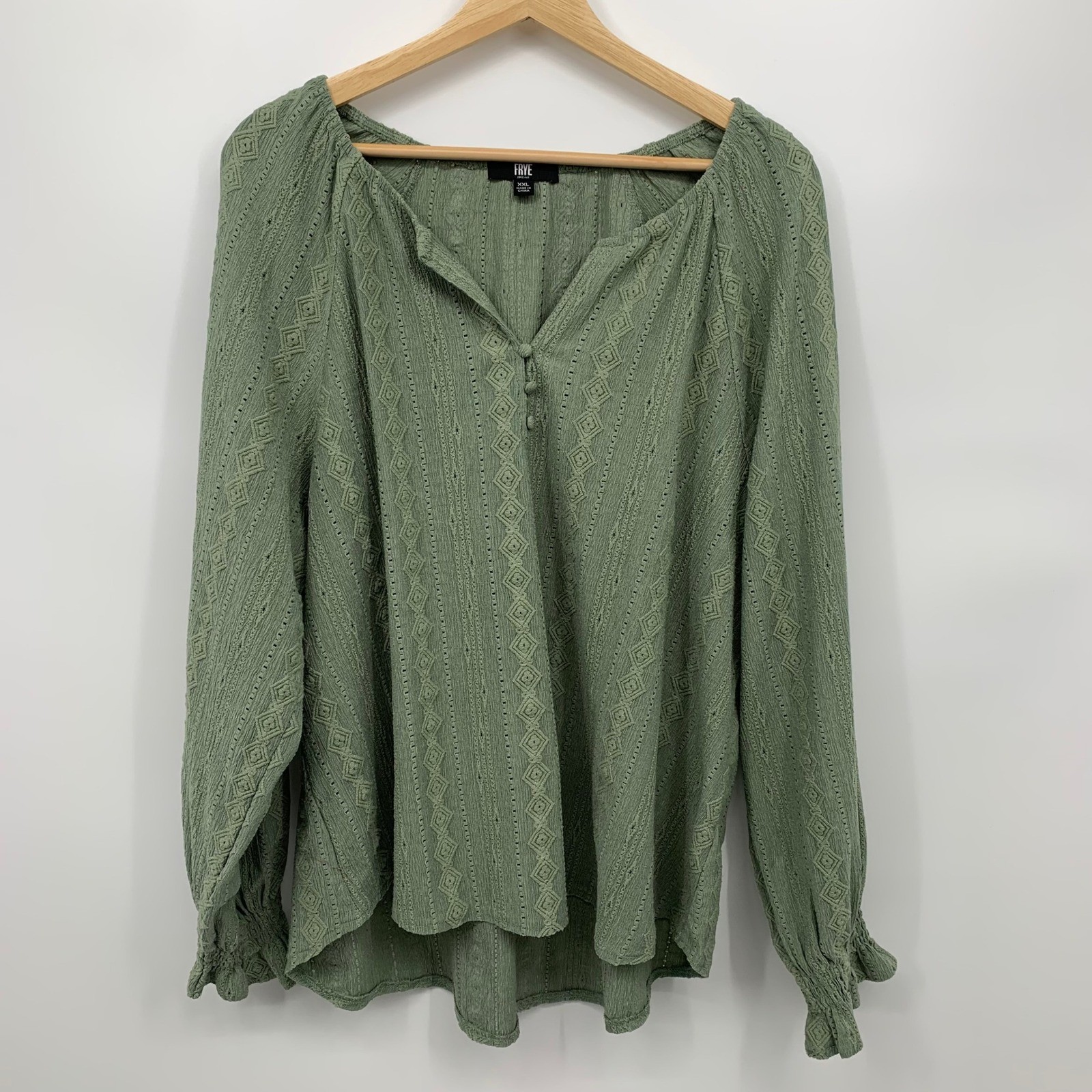 Frye Blouse Womens XXL Green Pointelle Knit Long Sleeve Ruffle Cuff Top