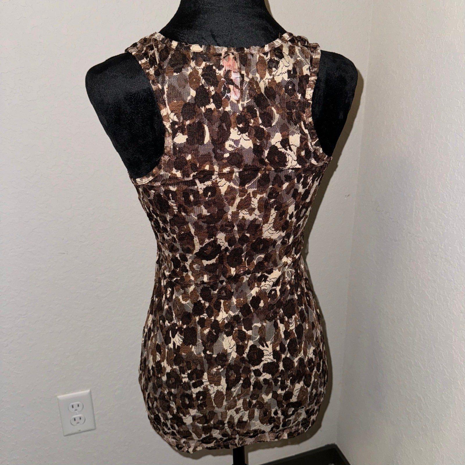No Boundaries Brown/Tan Floral Pattern Sheer Tank Top Y2K Mesh Women’s Size M