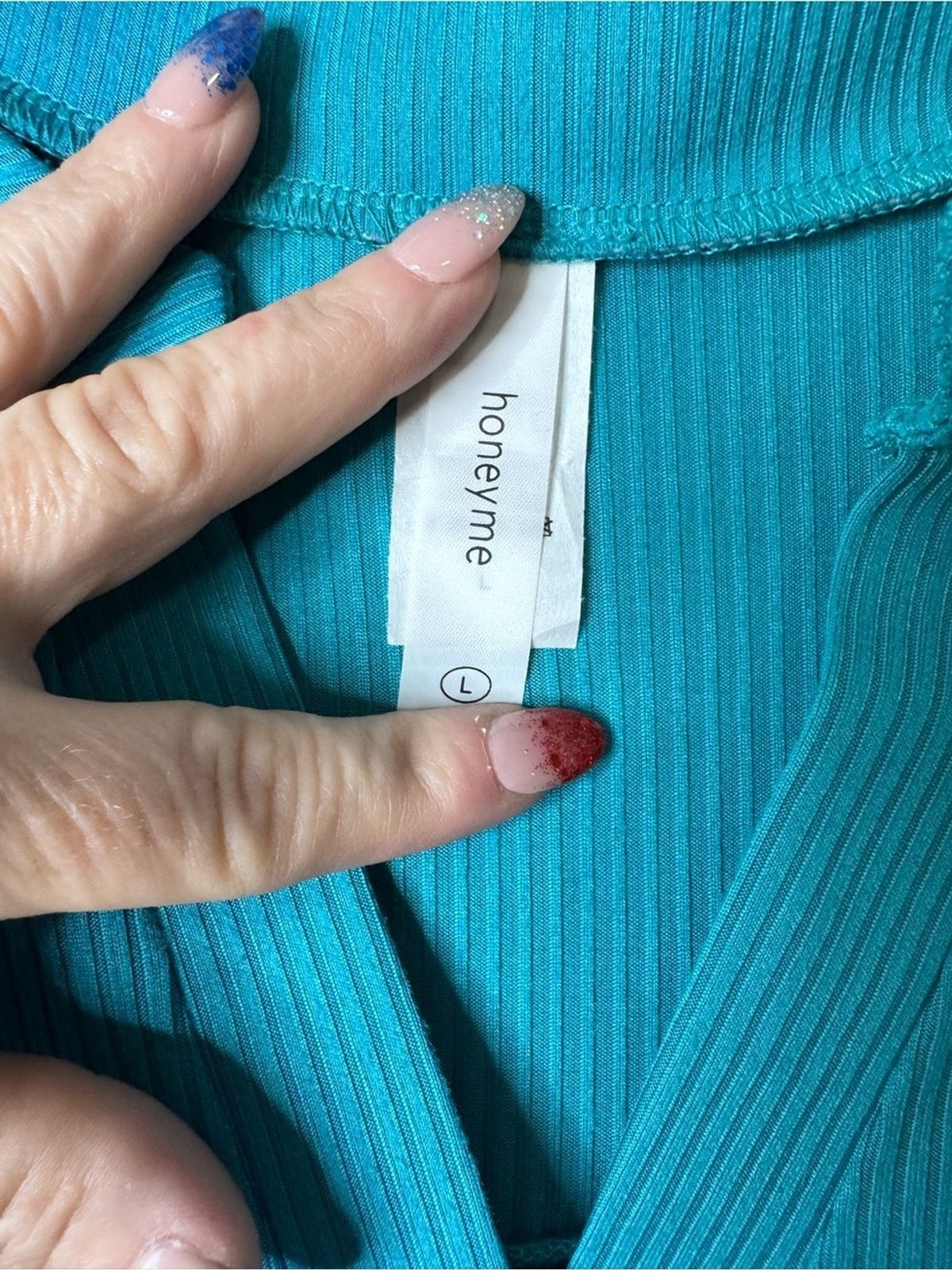 HONEYME: Teal V-Neck Short Sleeve Women’s Top