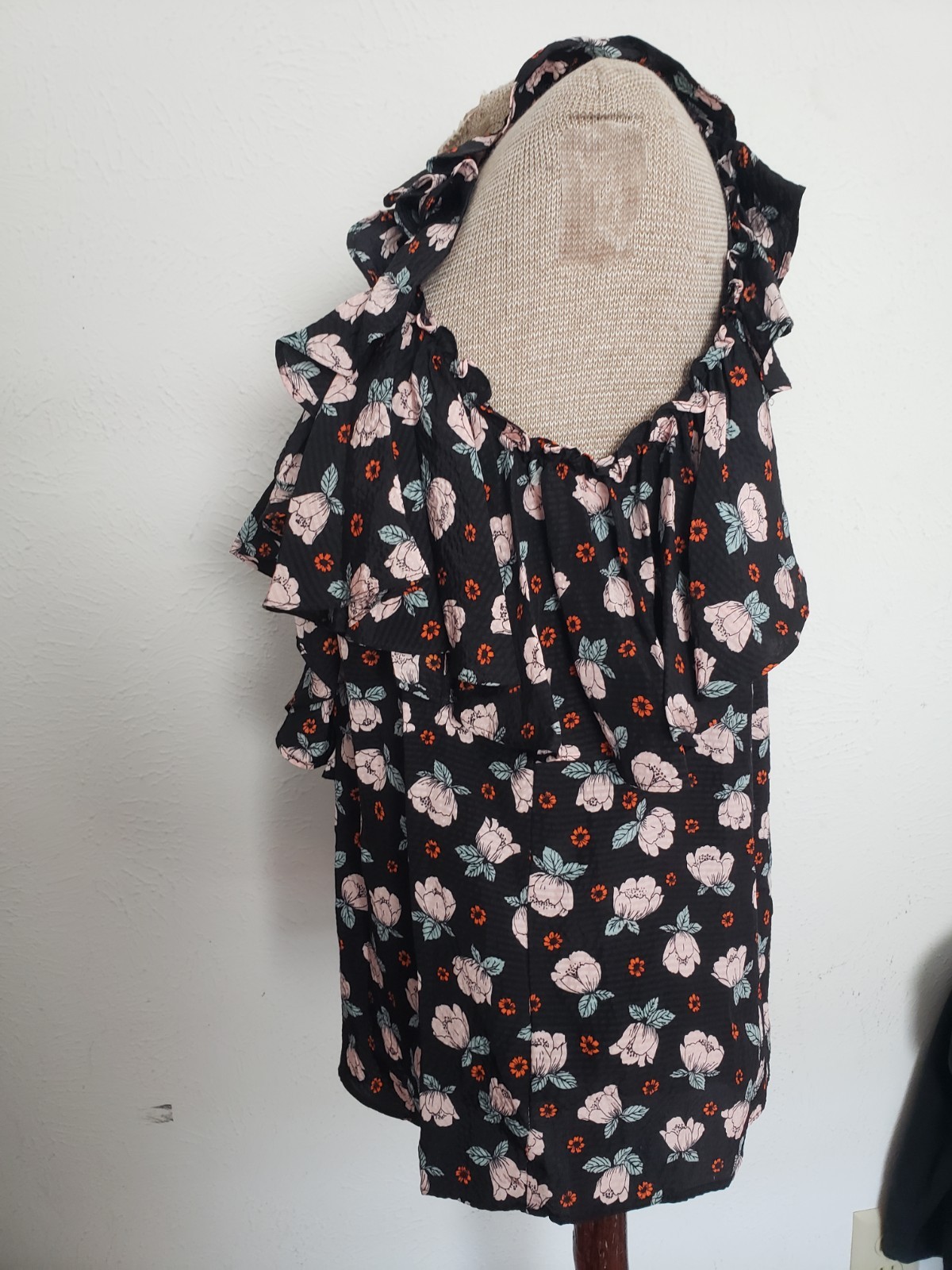New rebecca taylor Ruffled Cold shoulder Blouse 6