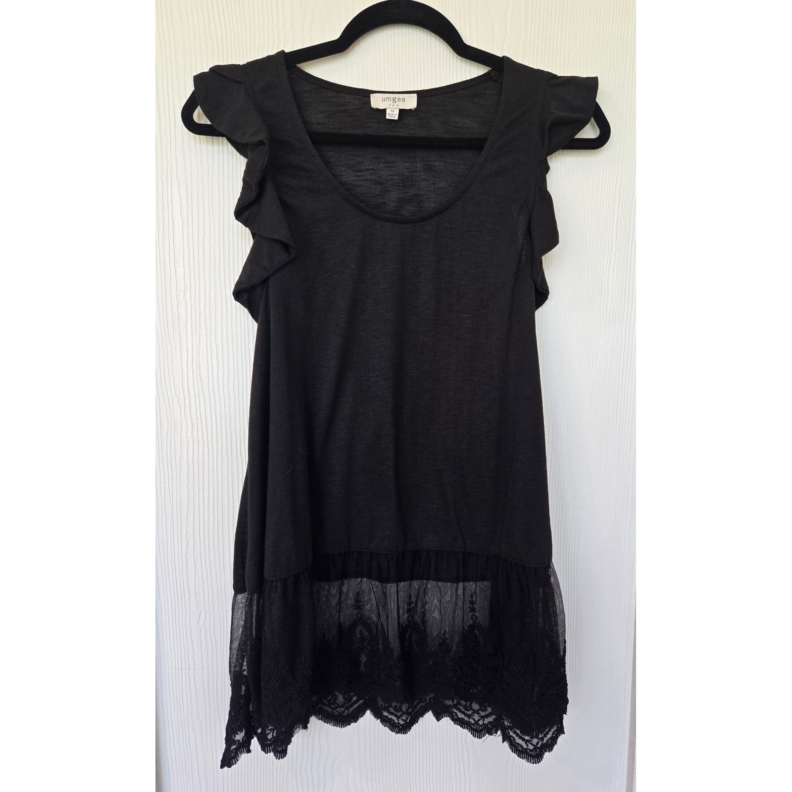 Black Ruffle Sleeve Lace Hem Tunic Top M Whimsigoth Y2K Witchy Dark Fairy Grunge