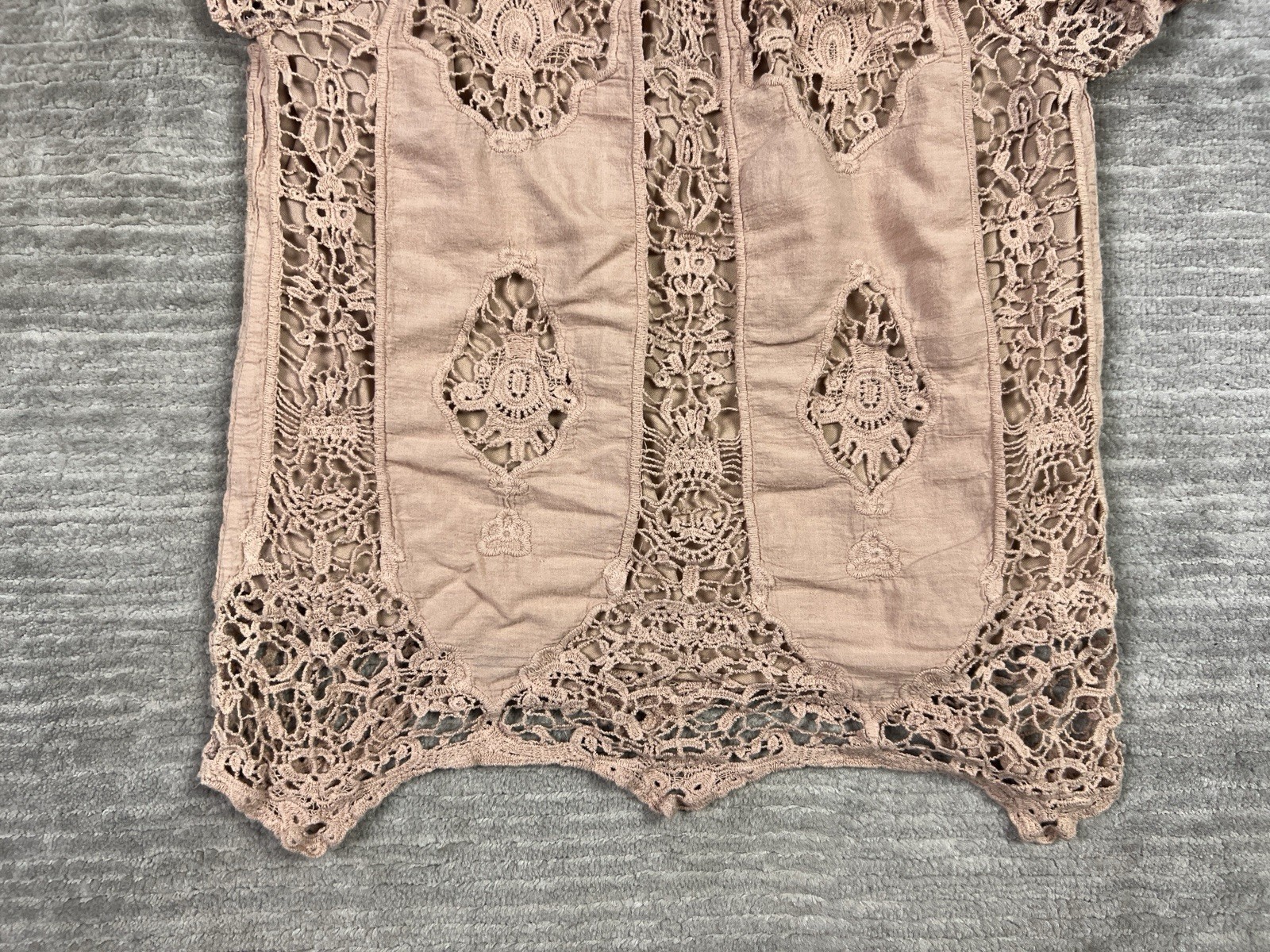 Say What ? Top Womens Small Beige Short Sleeve Lined Cotton Crochet Casual