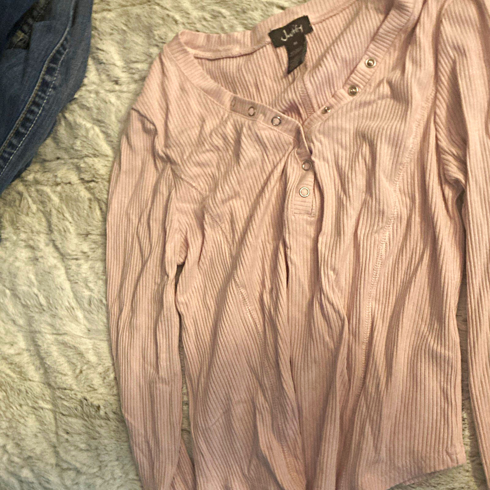 Justify Women’s Pink Ribbed Knit Long Sleeve Henley Top Size M