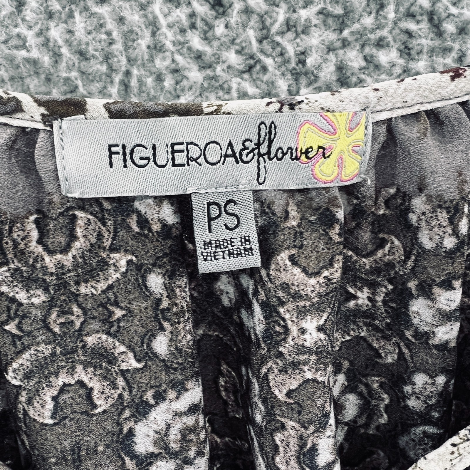 Figueroa & Flower Womens PS Boho Peasant Blouse Black White Paisley Floral Print
