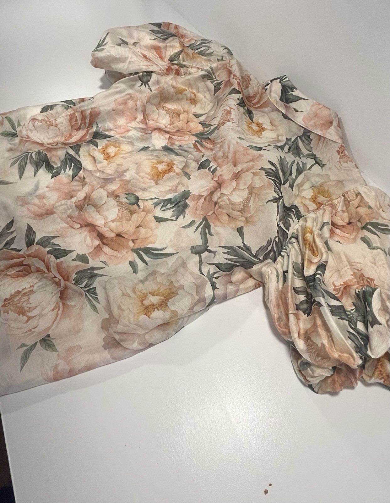 NWT Bailey 44 Womens Medium Floral Puff Sleeve Button Front Blouse Peony Print