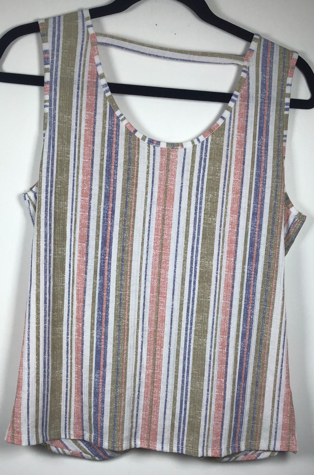 Late August Woman’s Sleeveless Multicolor Striped Medium Blouse
