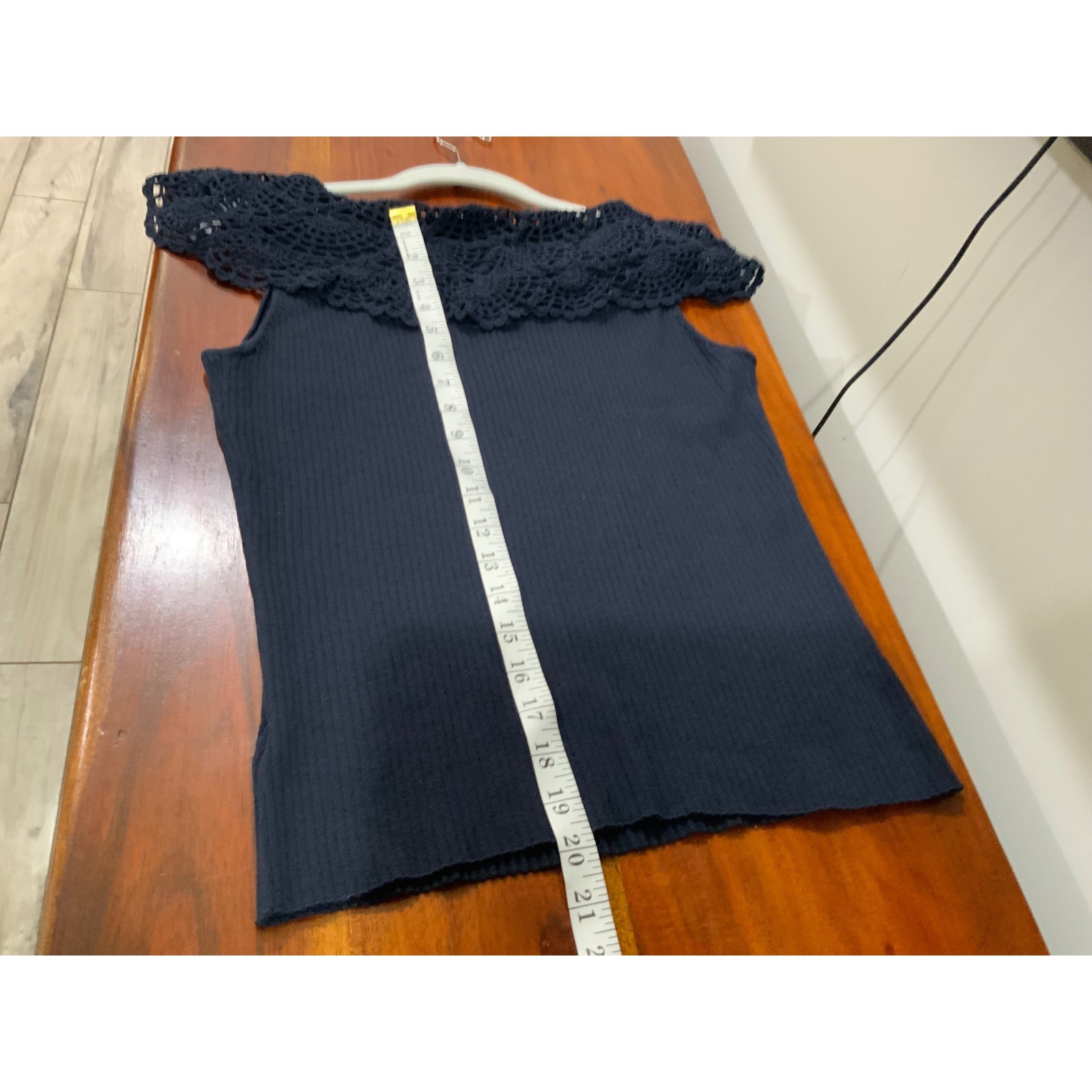 Nygard Collection Navy Blue Silk Blend Crochet Lace Collar Ribbed Knit Top L