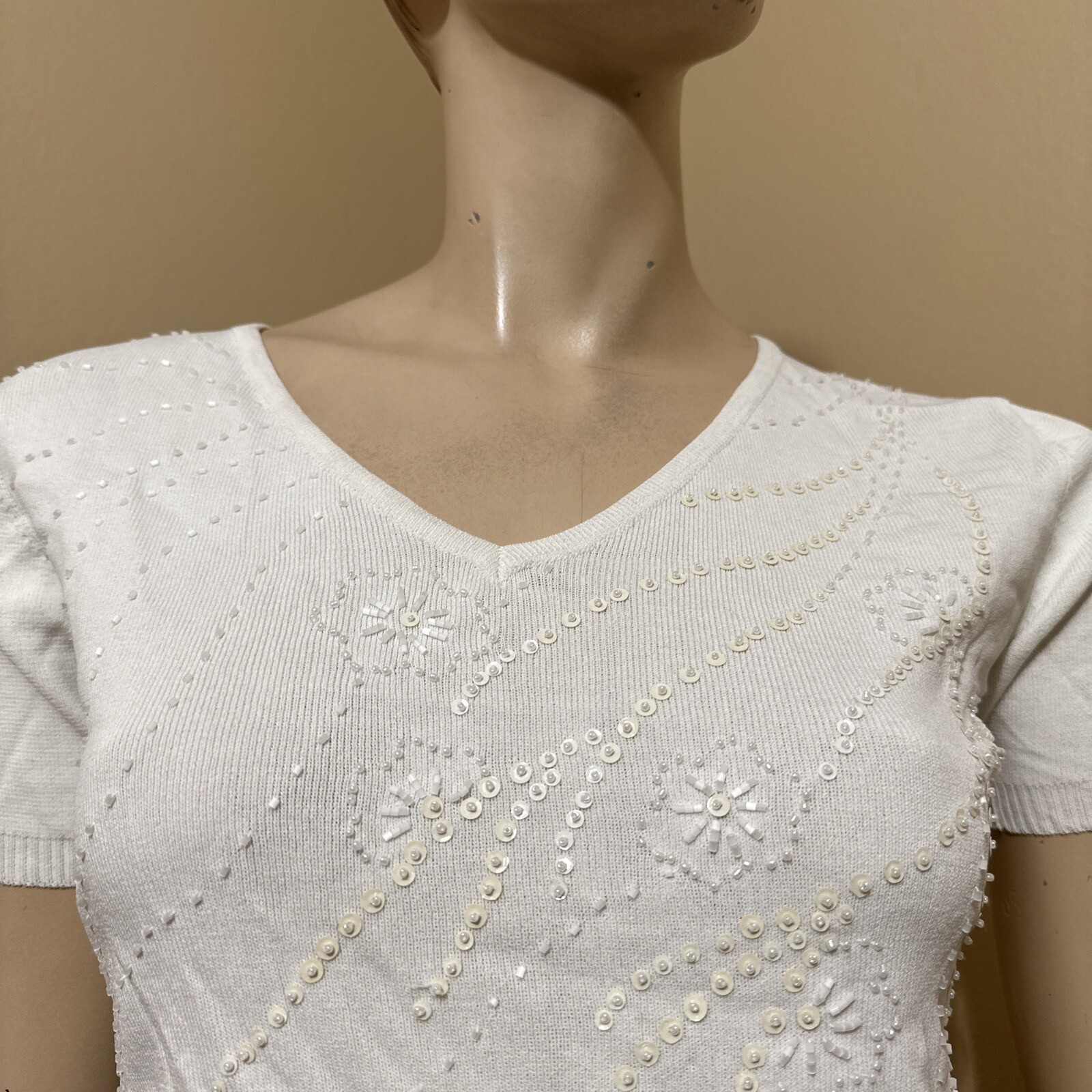 Women’s White Nylon Acrylic Casual Summer Stretch Slim Beaded Size S/M Blouse