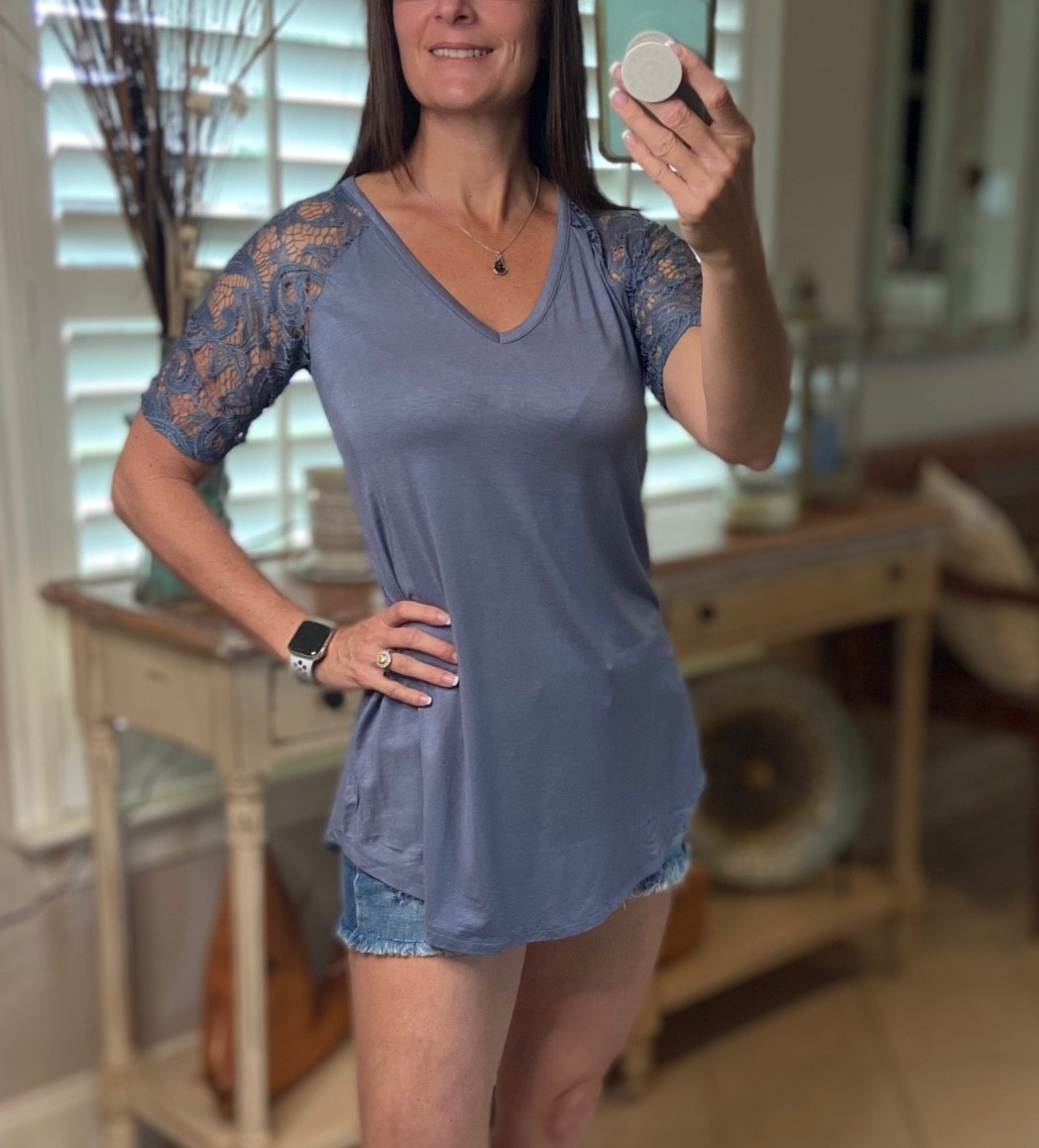 Lace Sleeve Top Womens Medium Blue V Neck Flowy Casual Lightweight Girly Classic