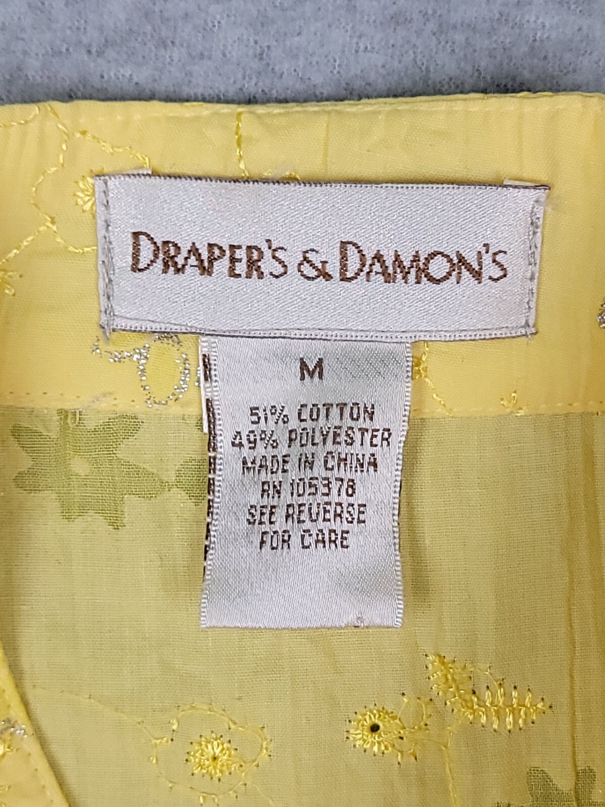Draper’s & Damon’s Blouse Top Women Medium Yellow Floral 3/4 Sleeve Button Front