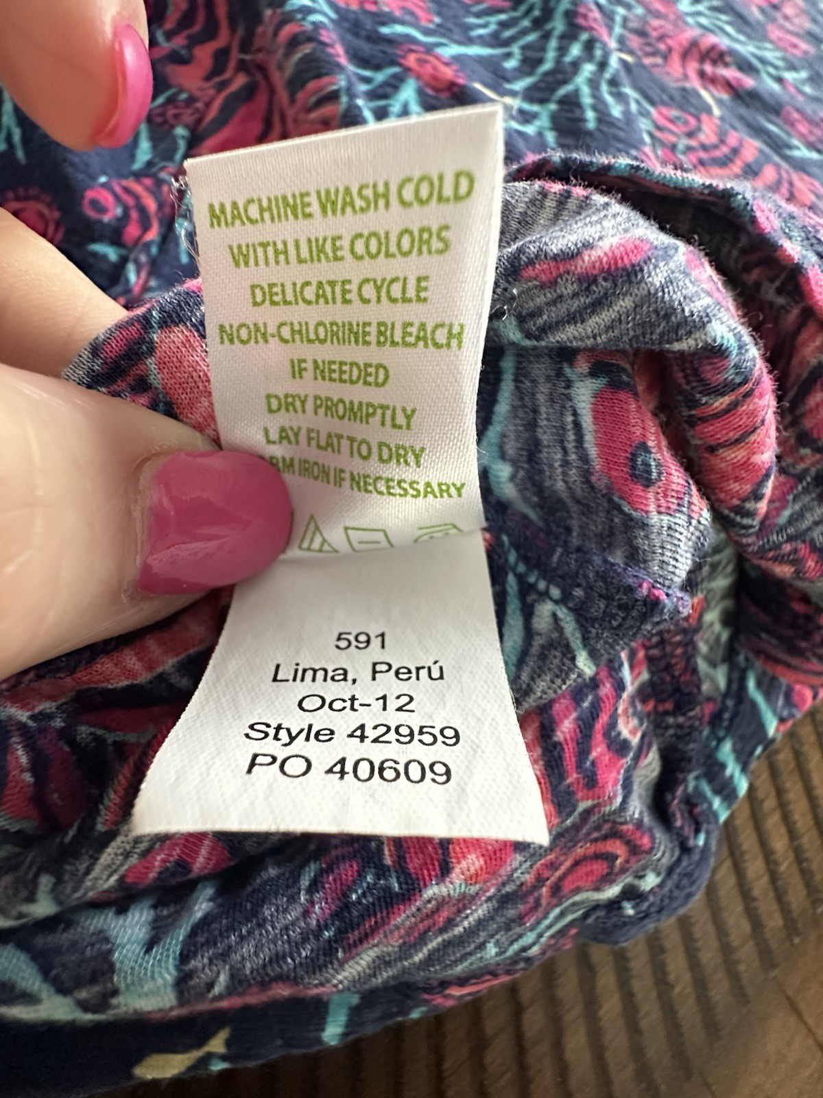 Lilly Pulitzer Shirt Small Blue Pink Purple Aquatic Jammin Fish Print #CC8-1