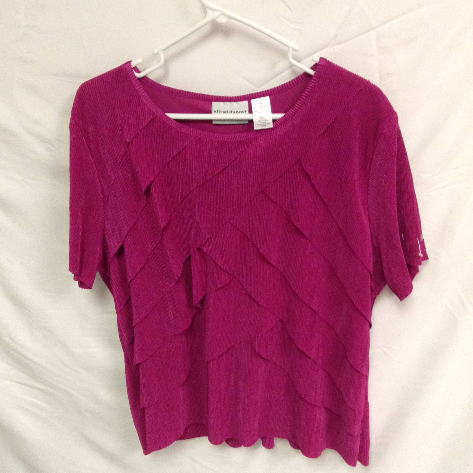 Alfred Dunner Fushia Ruffled Top PXL
