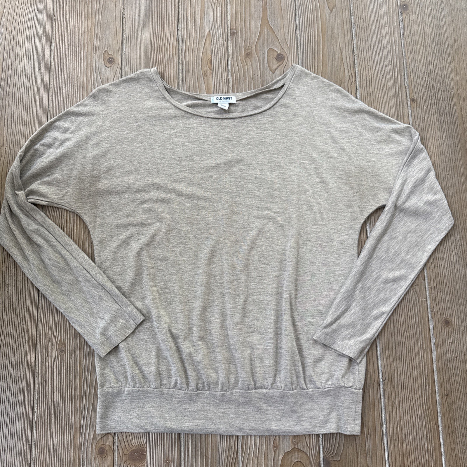 Old Navy Women’s Heather Beige Gold Shimmer Long Sleeve Top Shirt – Small