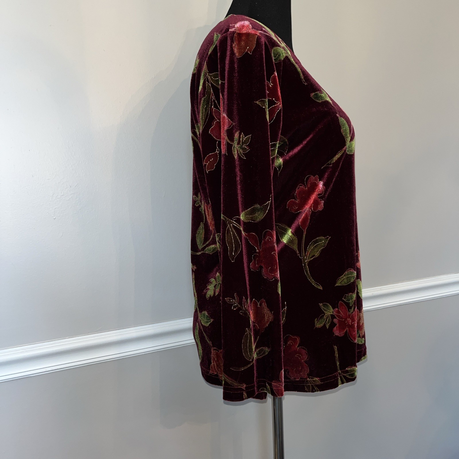Notations Top Women’s Size L Floral Burgundy Velvet Burnout Long Sleeve Blouse