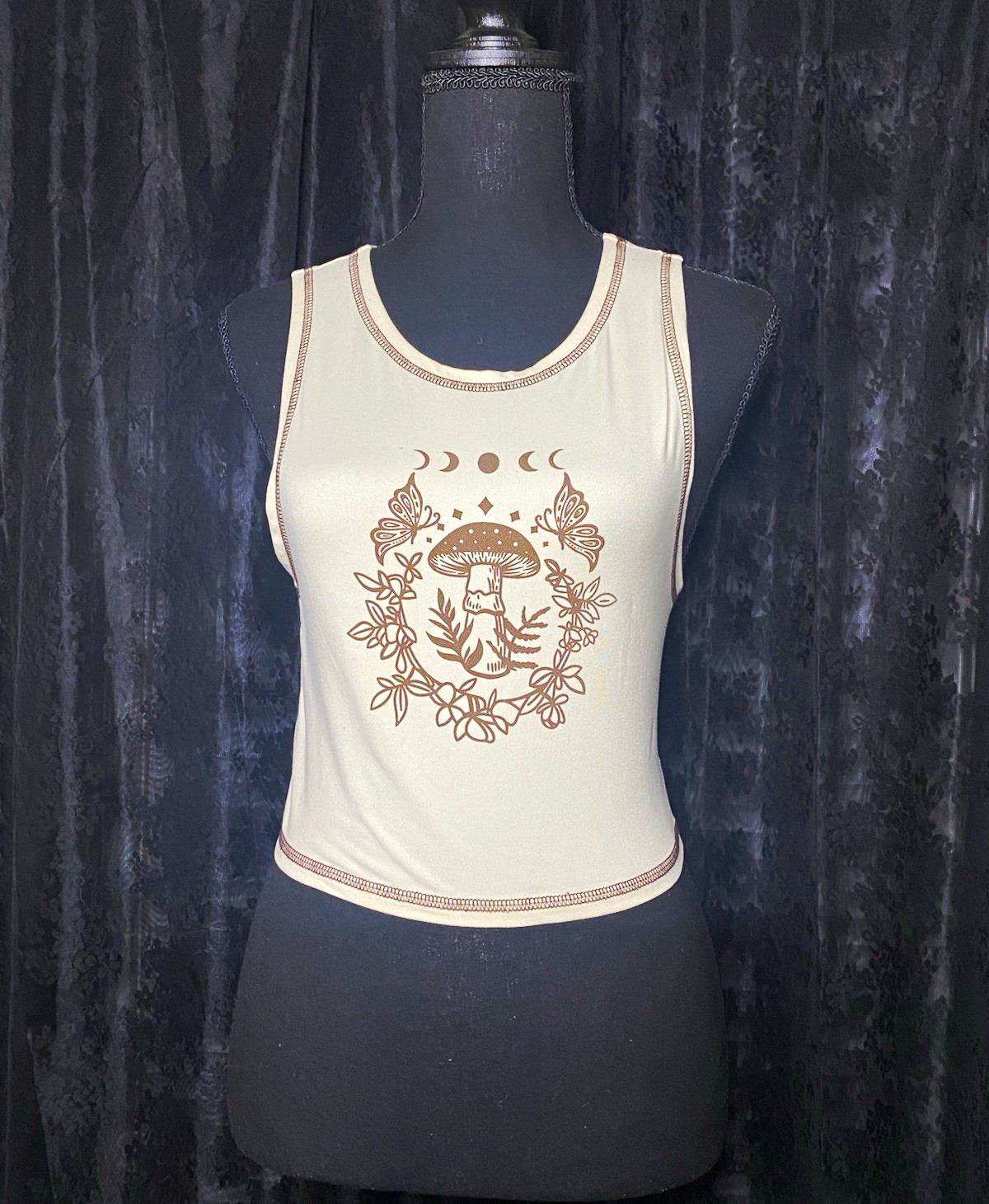 SHEIN Women’s Beige Cropped Mushroom Graphic Round Neck Sleeveless Knit Tank M