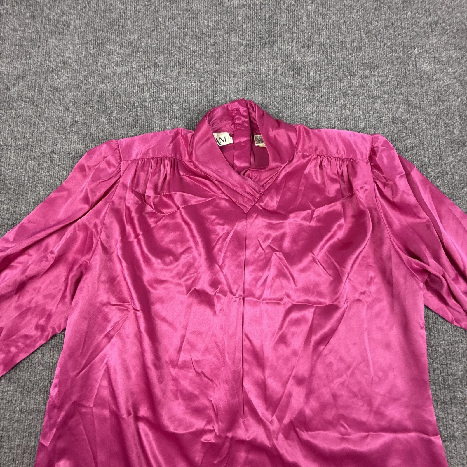 Vintage Nilani Shirt Womens 12 Pink Satin Button Back Long Sleeve Blouse 80s