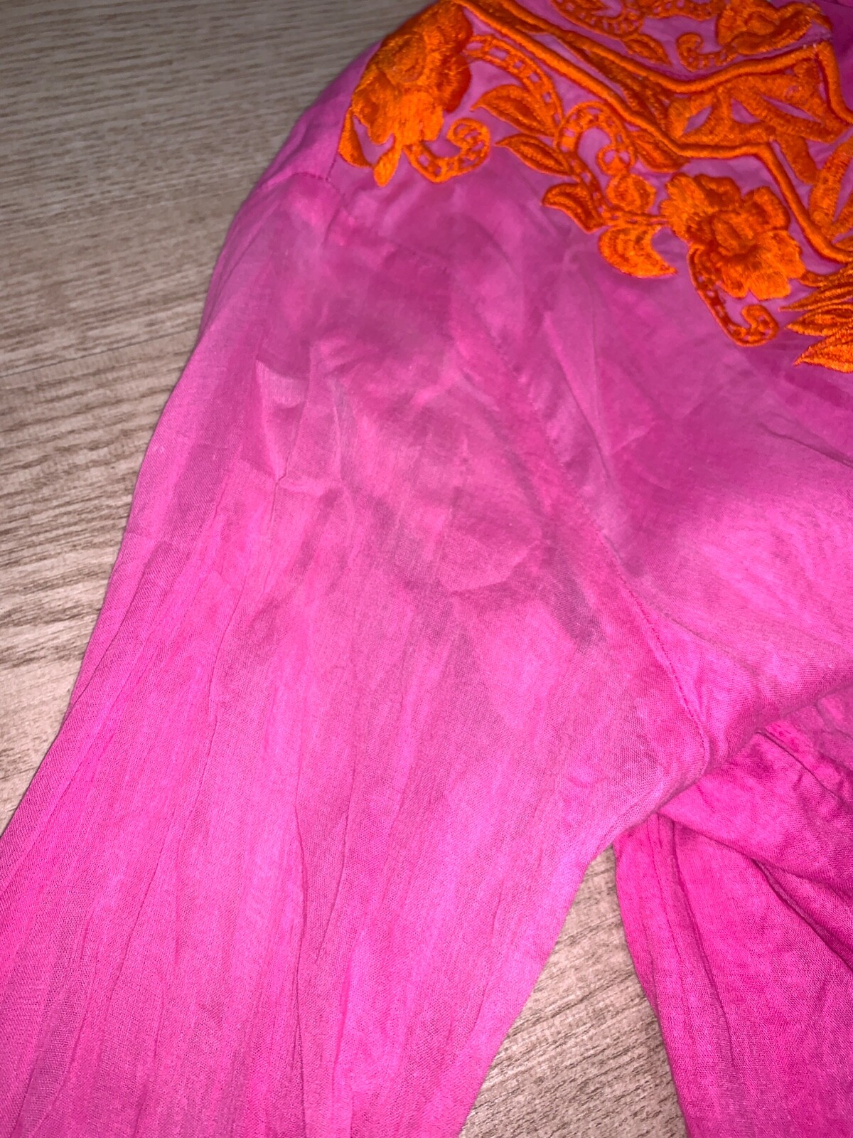 Taj by Sabrina Crippa Pink & Orange Emb Long Sleeve V Neck Tunic Top – S