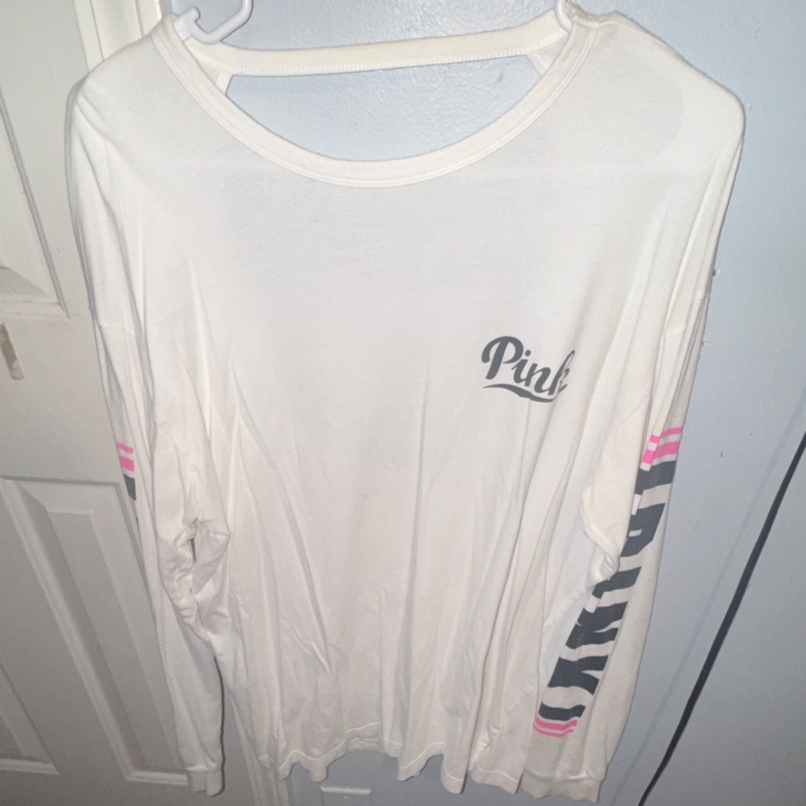 PINK White Logo Graphic Long Sleeve open back Pullover T-Shirt Women L
