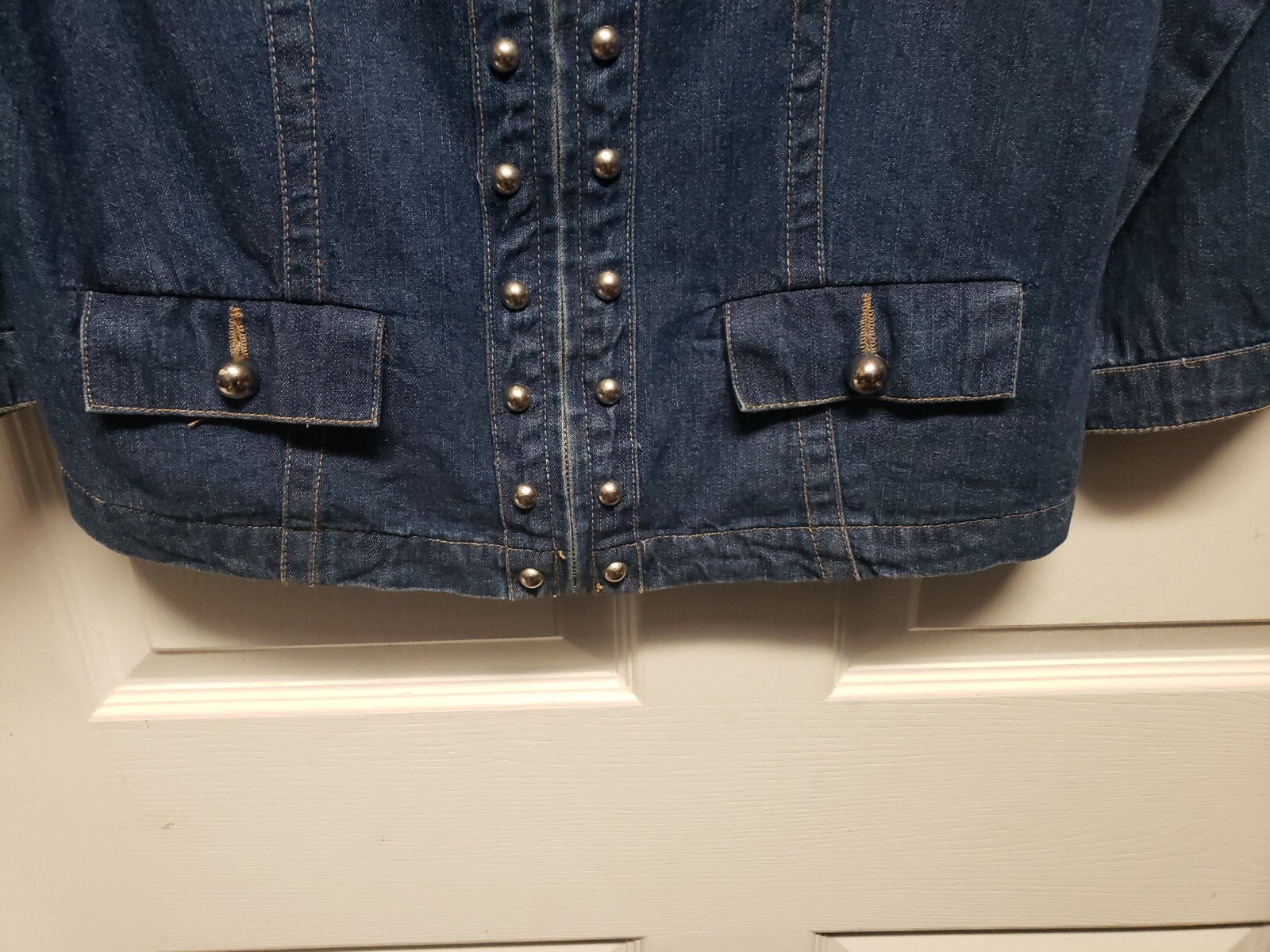 Westbound Womans Jacket Size M Silver Studs Zipper Zipper Front Pockets