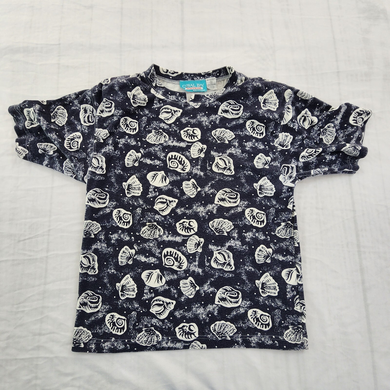 Coral Bay Sportswear Blue Seashell Print Short Sleeve T-Shirt Women’s S