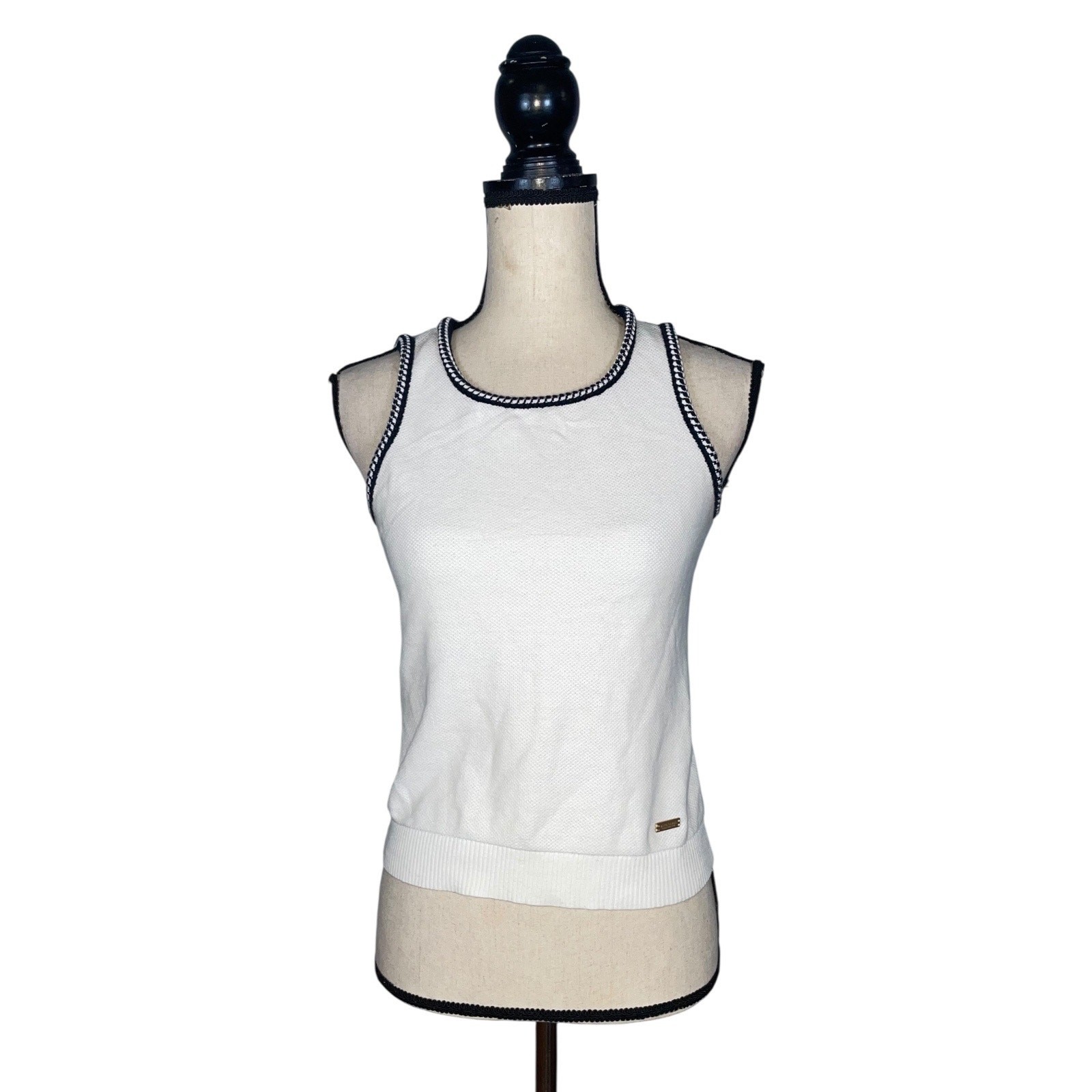 Blue Label Crestbridge White Tank Top Size: 38 / M