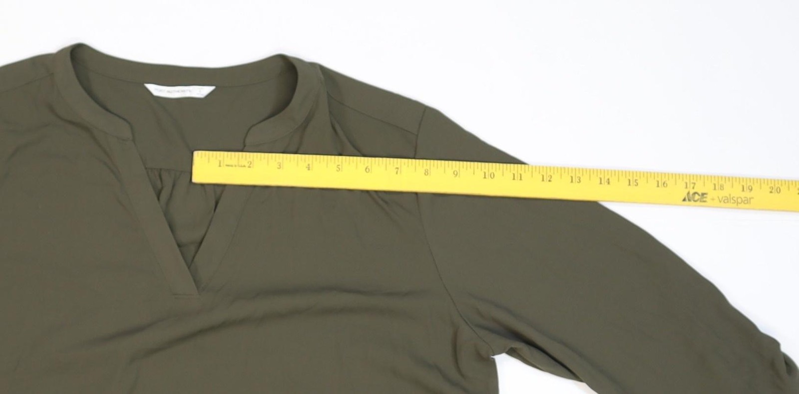 Port Authority Blouse Womens Large Green V Neck 3/4 Roll Tab Sleeve Tunic Top