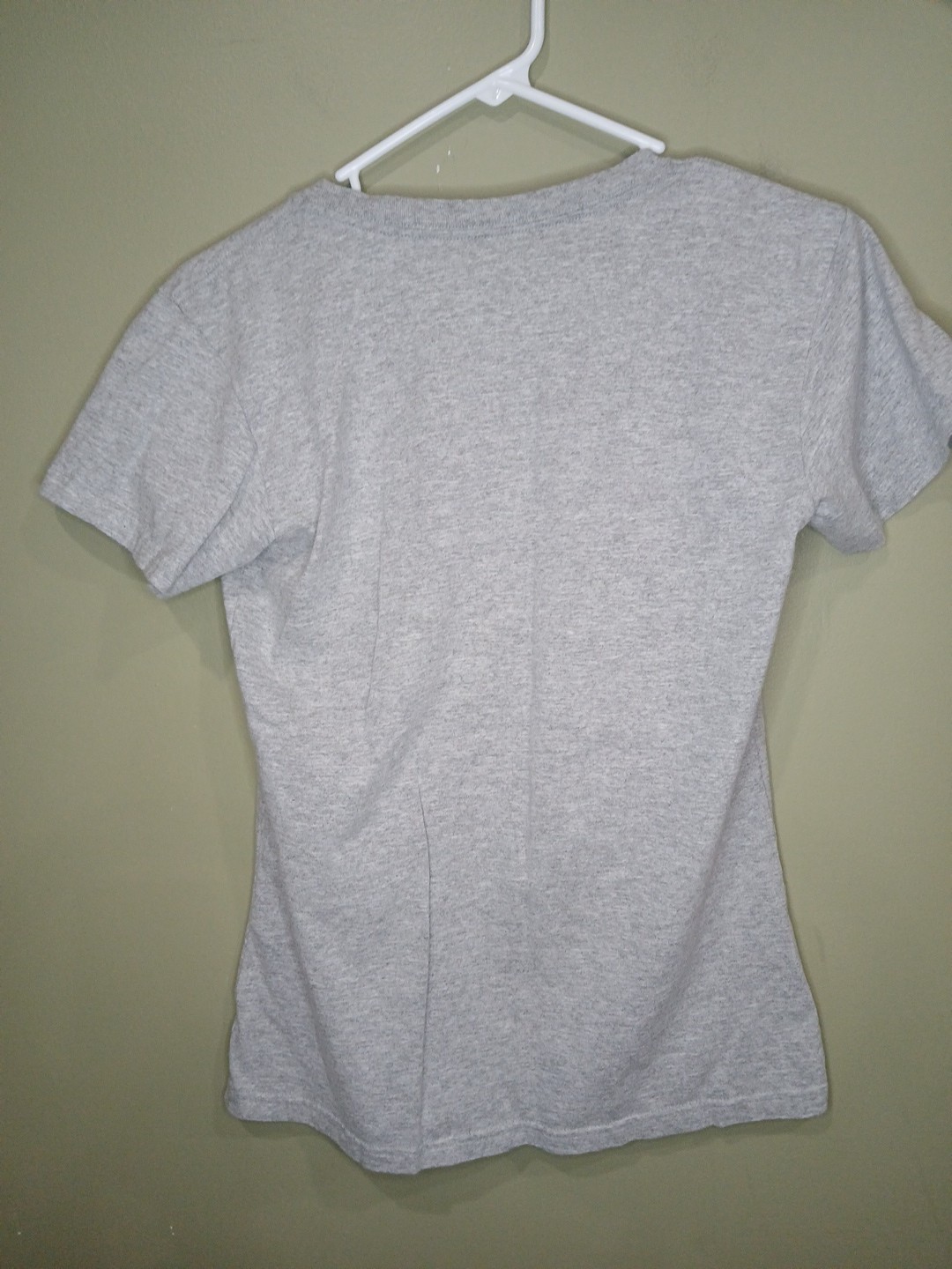 Disney Store Women’s Small Gray V Neck MY Castle MY Rules Glitter T-shirt WDW