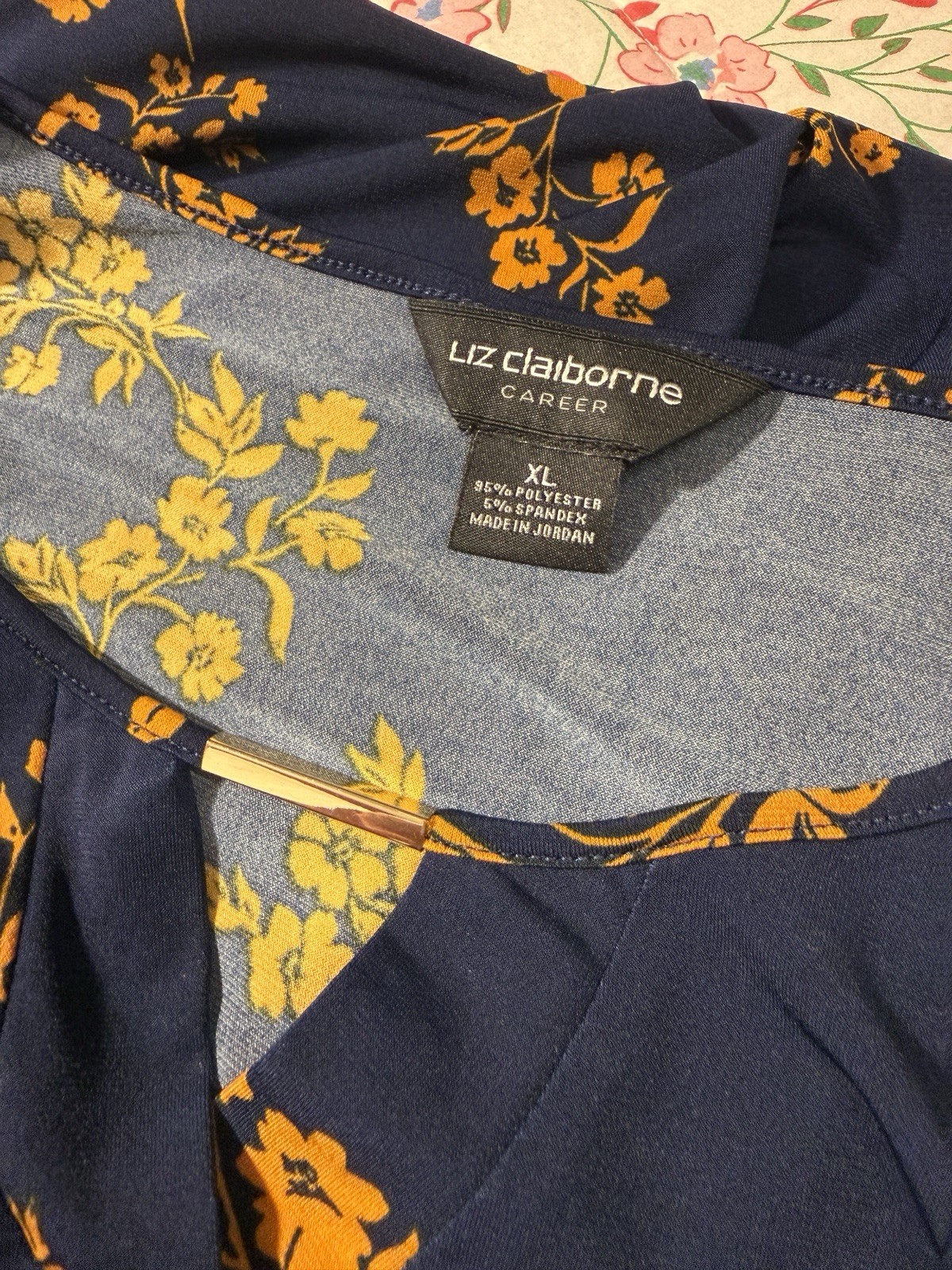 Liz Claiborne Women’s Floral Blouse XL Navy Orange V-Neck Short Sleeve Keyhole