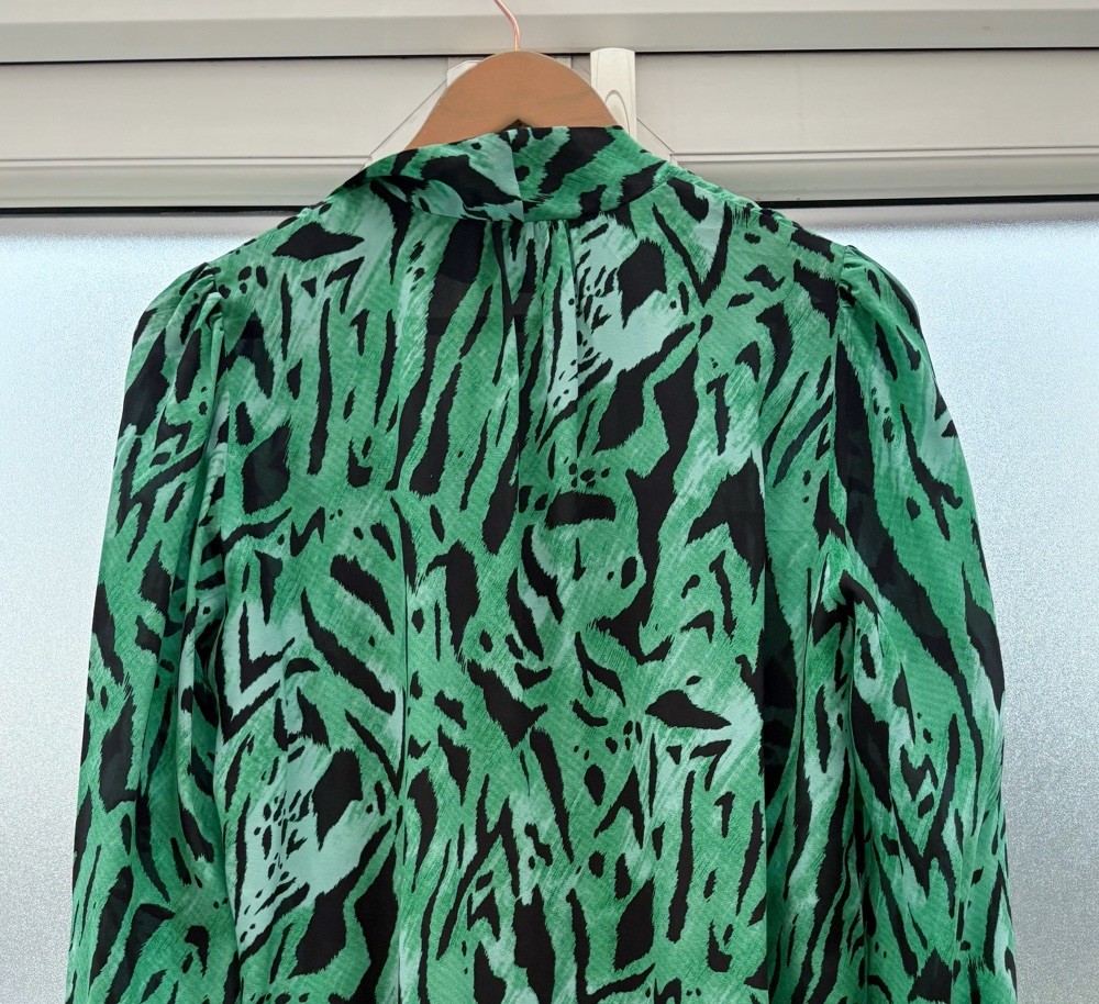 RIXO Moss Green Black Silk Blouse Size Medium Neck Tie Balloon Sleeve