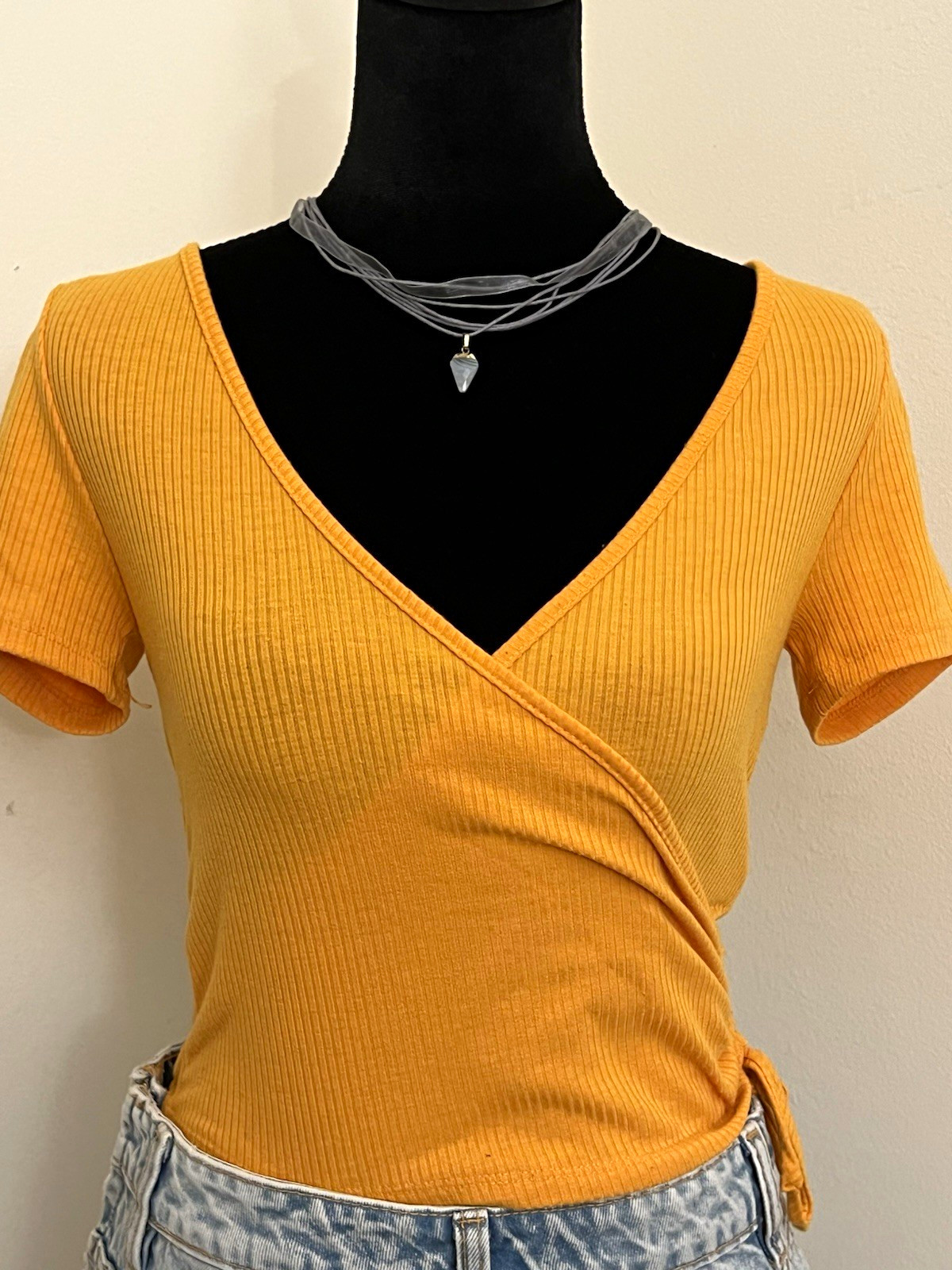 FOREVER 21 Ribbed Knit Wrap V-Neck Tie Short Sleeve Top Stretch M