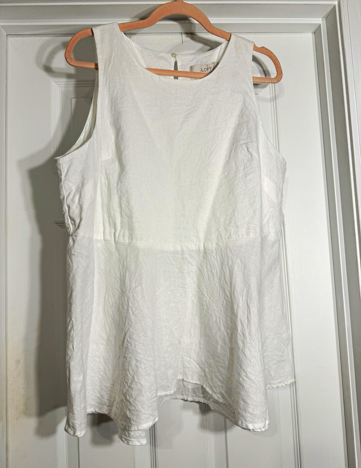 LOFT Women’s White Linen Woven Peplum Tank Top V-Neck Sleeveless M Button