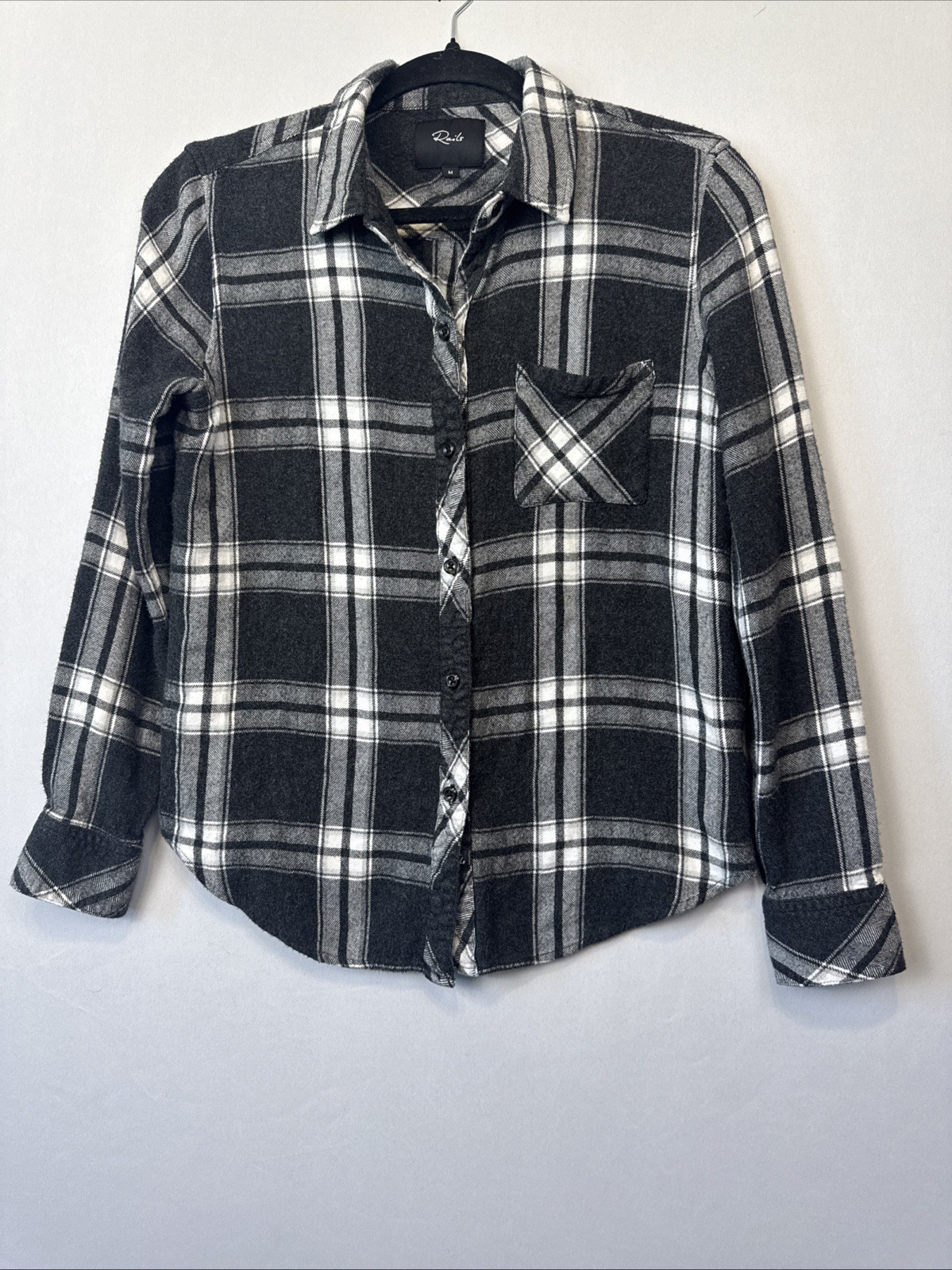 Rails Hunter Coal White Plaid Flannel Shirt Medium Gray Black White Button Front
