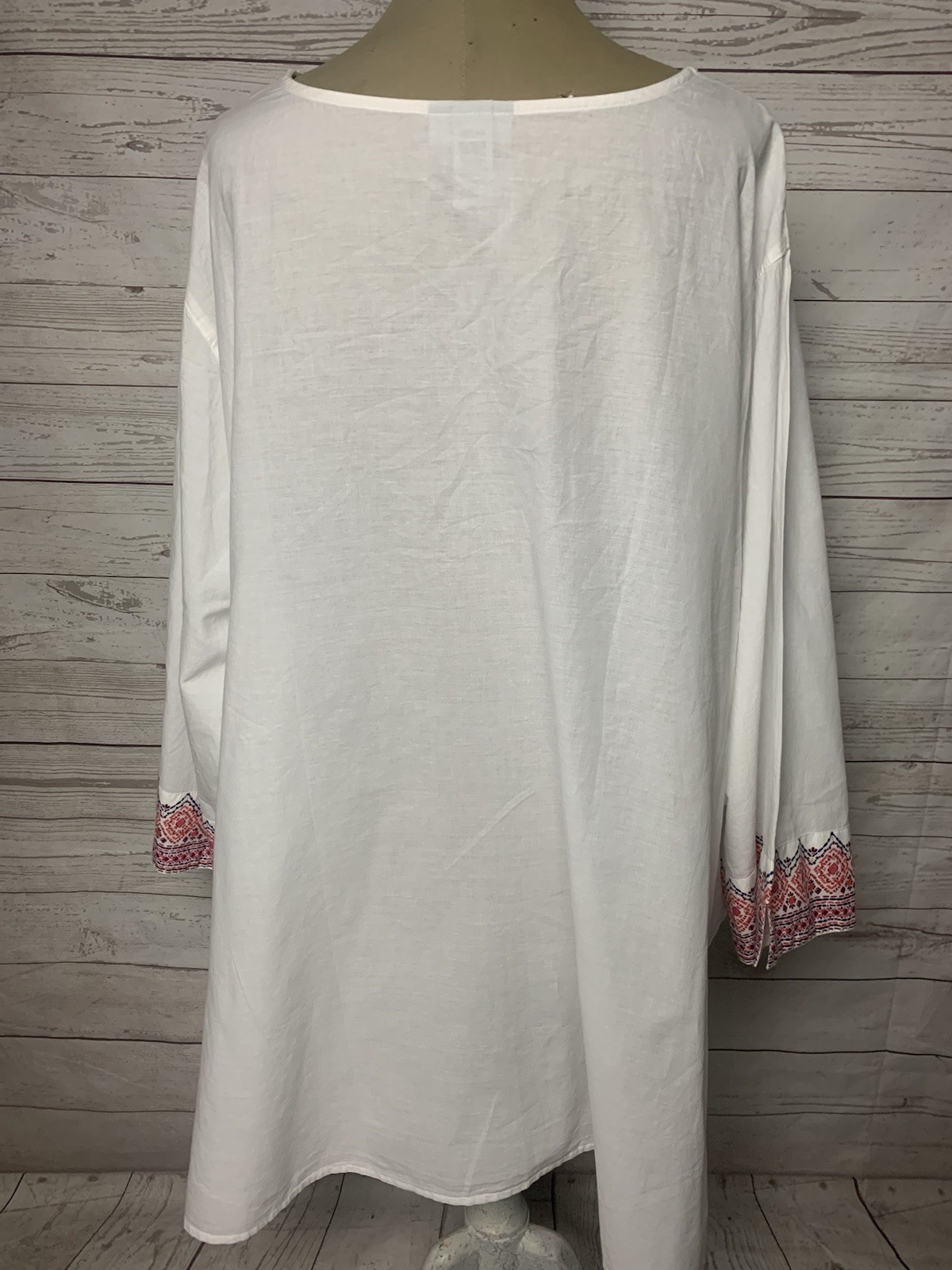 Catherine’s 5X (34/36W) White Beaded Embroidered 3/4 Sleeve Boho Blouse NWT