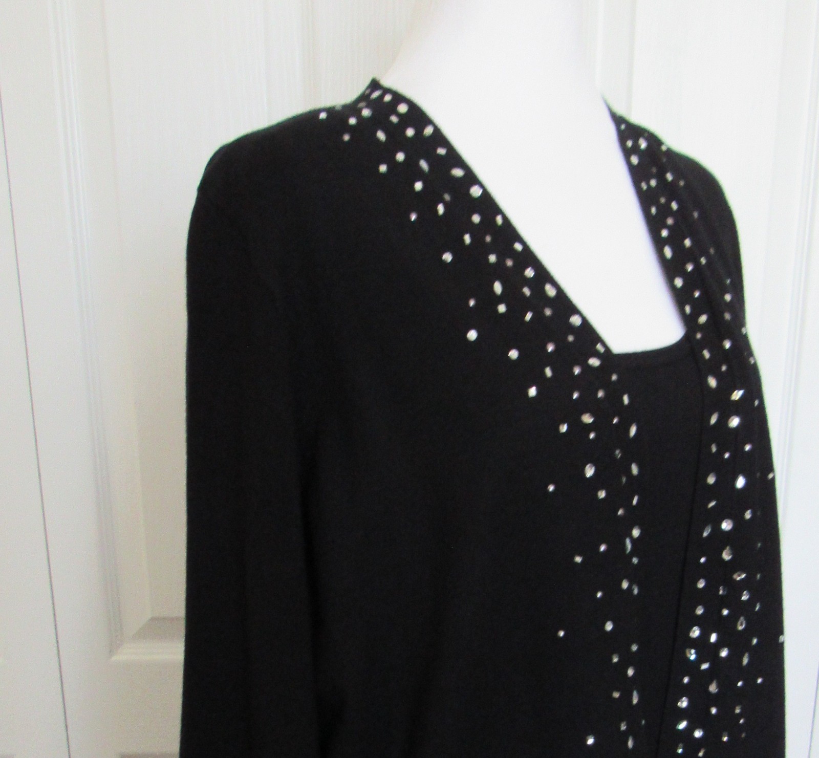 NWT CHICO’S SIZE 2 LARGE BLACK TWIN SET JACKET TANK GLASS BEADS BEAUTIFUL!