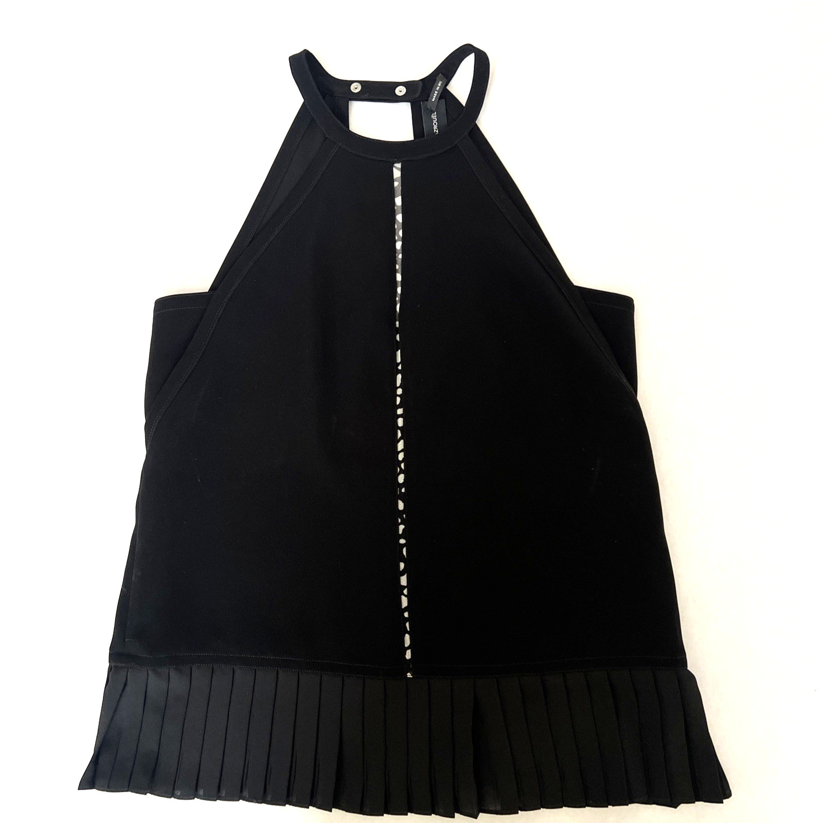 Yigal Azrouel Women’s Halter Top Size 8-M Black Sleeveless Pleated Hem Snaps