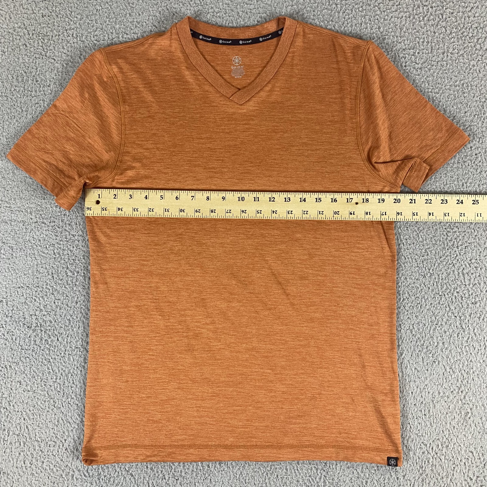 Gaiam Shirt Top Womens Medium Orange Shorts Sleeve Regular-Fit V-Neck Pullover