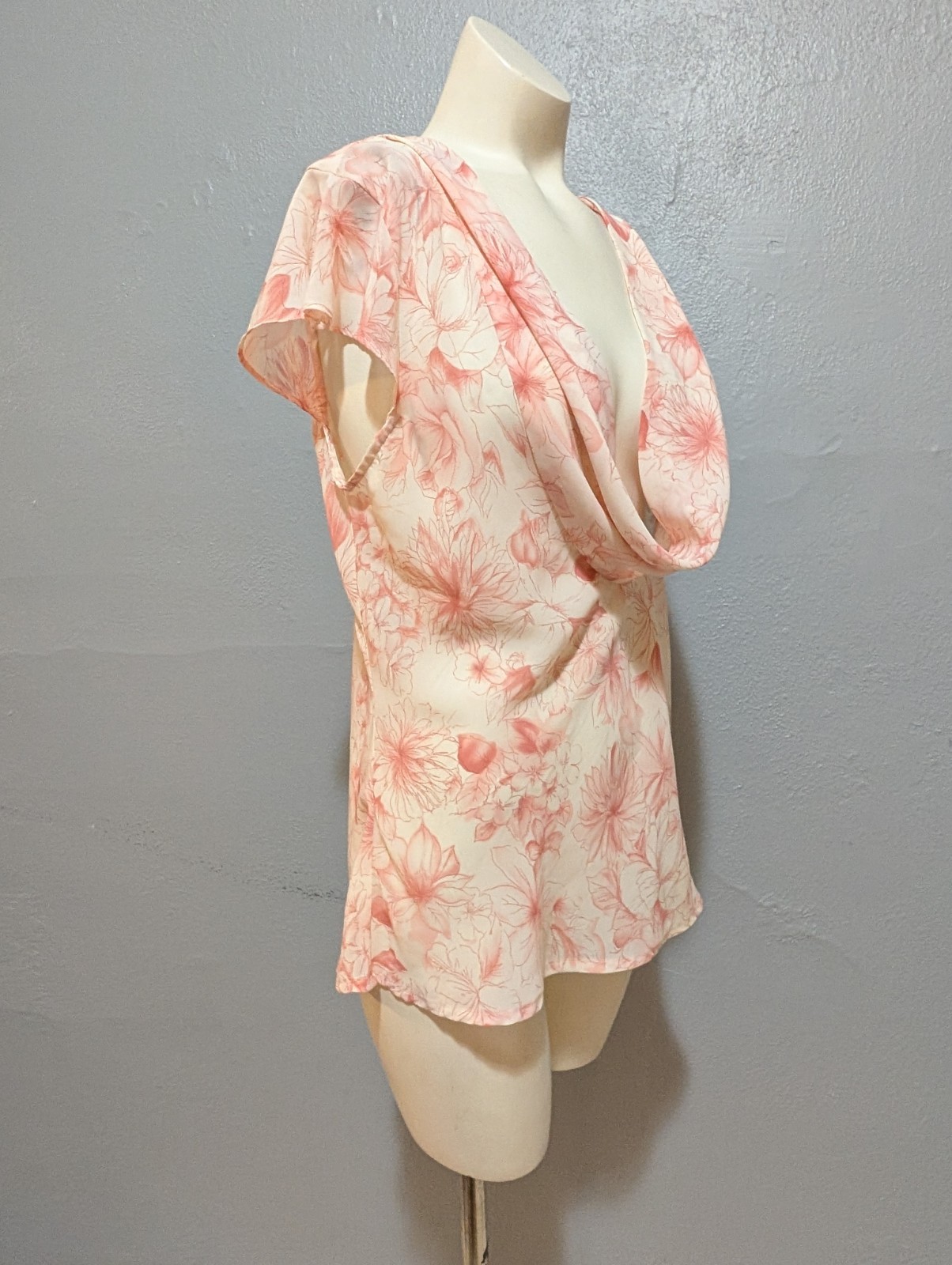Vintage Cottage Core Top L Flower Print Pink White Deep Scoop Neck Flutter Fairy