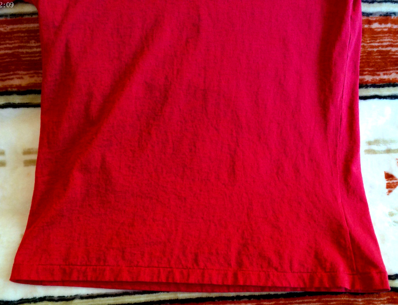 RALPH LAUREN SPORT VTG TEE SZ SMALL RED W/BLUE PONY V-NECK 100% COTTON HONDURAS