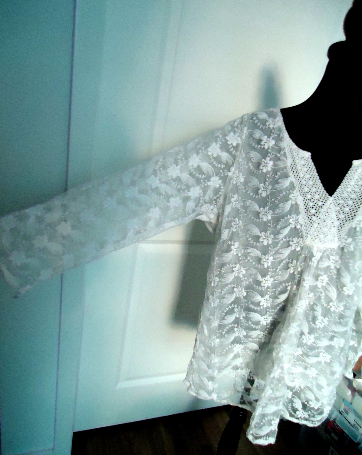 Cute Options Women’s White Lace Blouse 100% Cotton Embroidery Size-XL
