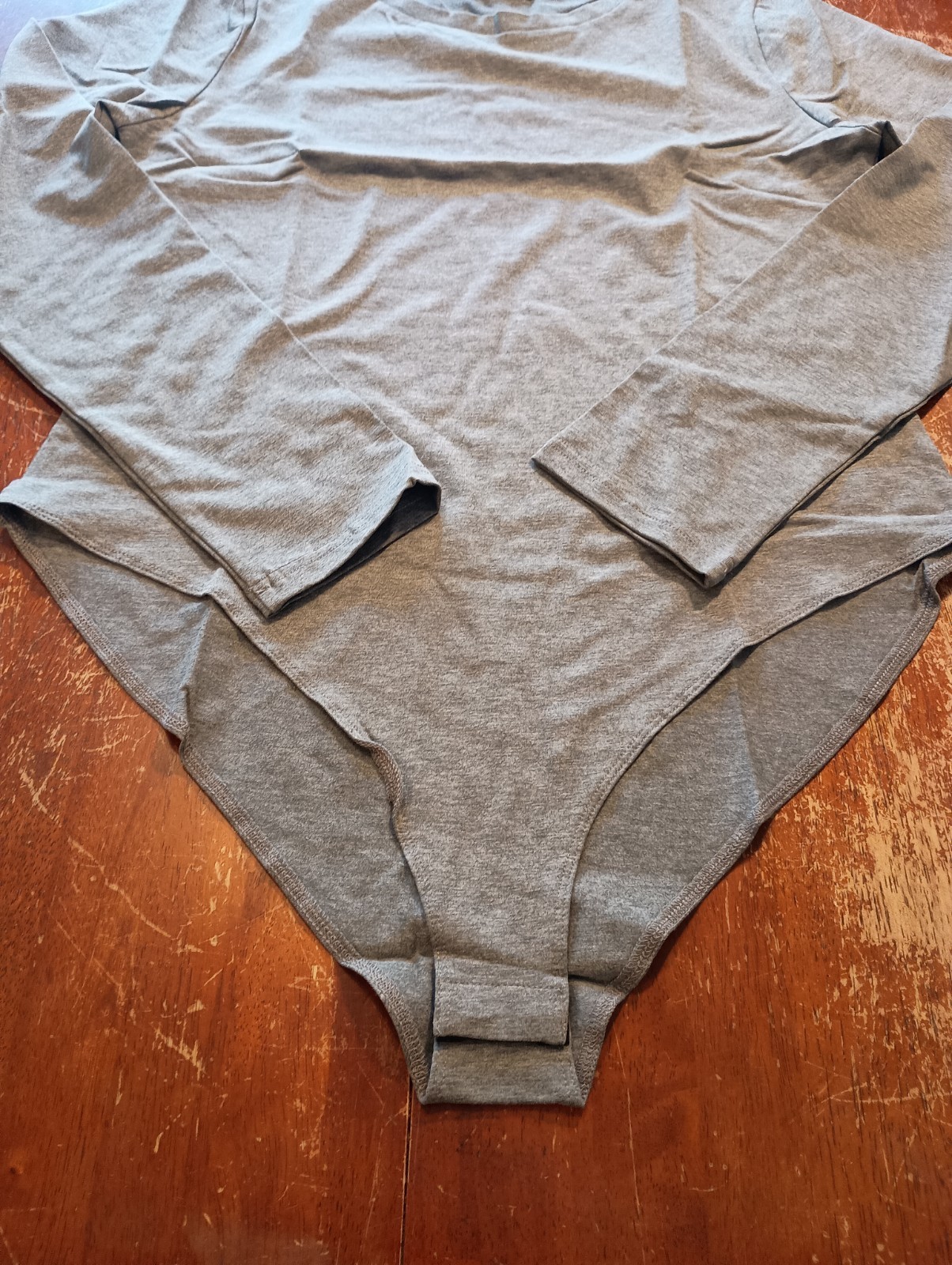 MANGOPOP Women’s Gray Long Sleeve Bodysuit Size XL