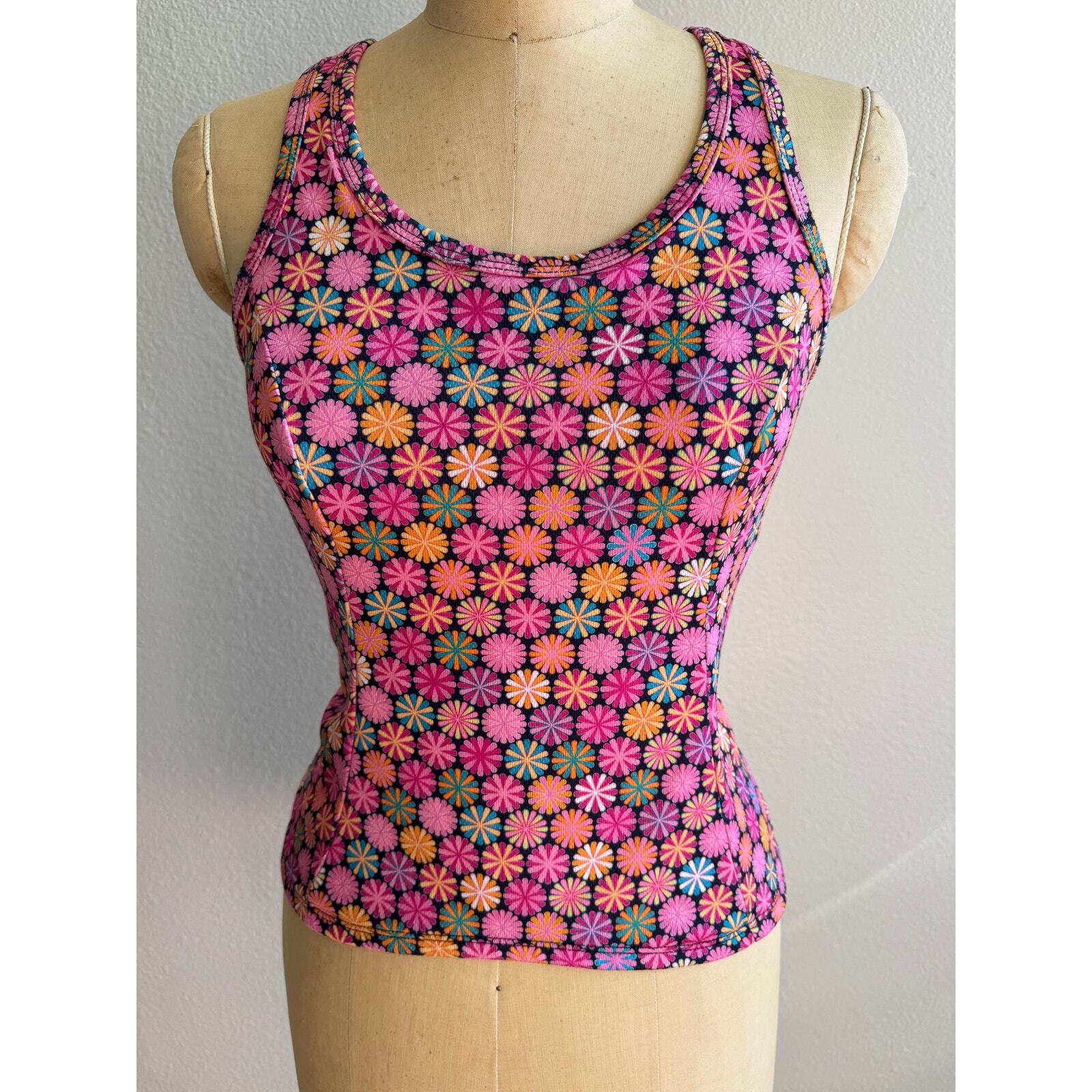 She Beest Cycling Jersey Workout Athletic Top Bra size Small GUC Pink Floral