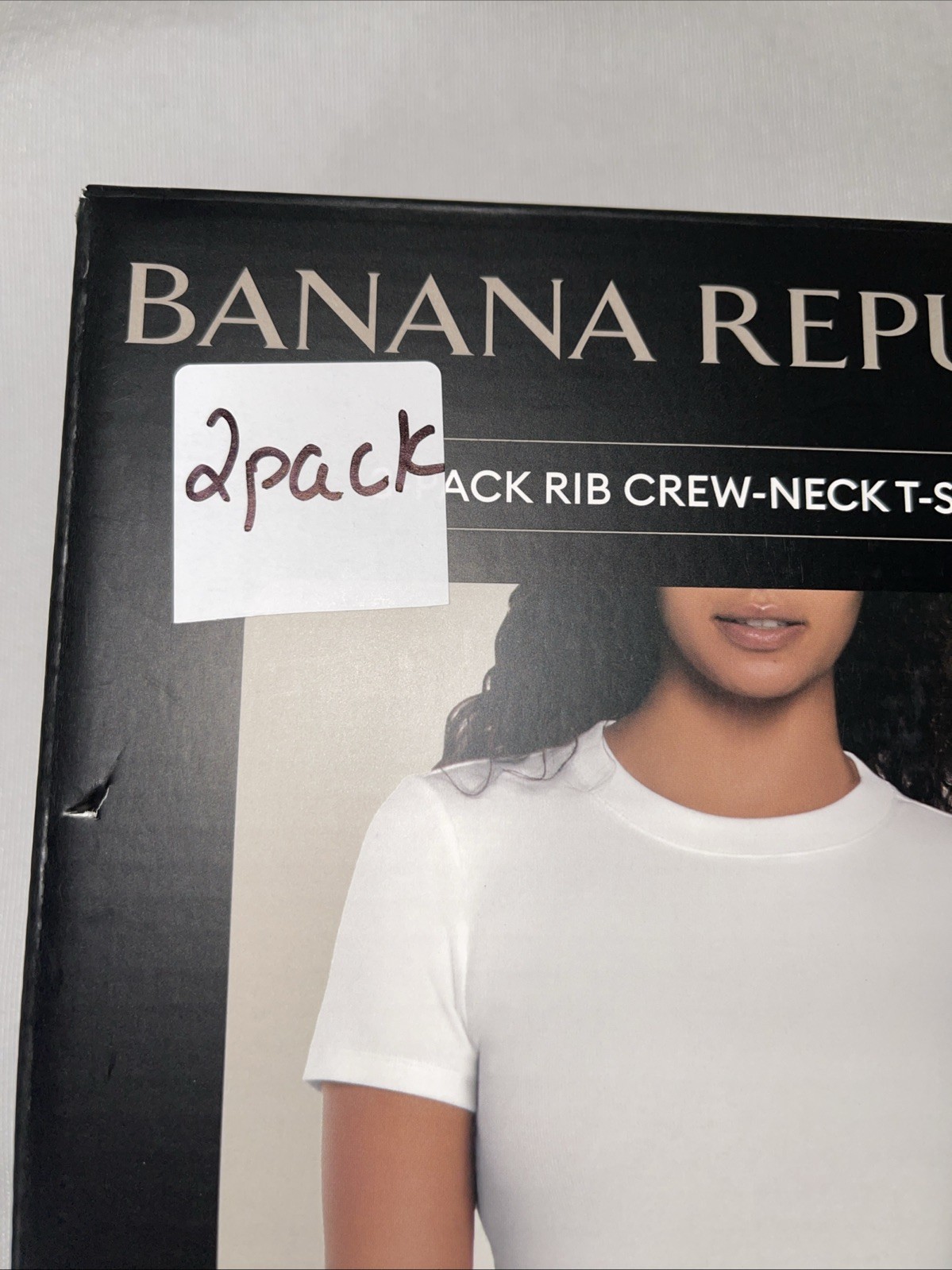 Banana Republic Women’s Size XL 1-Pack Rib Crew-Neck T-Shirt (missing one)
