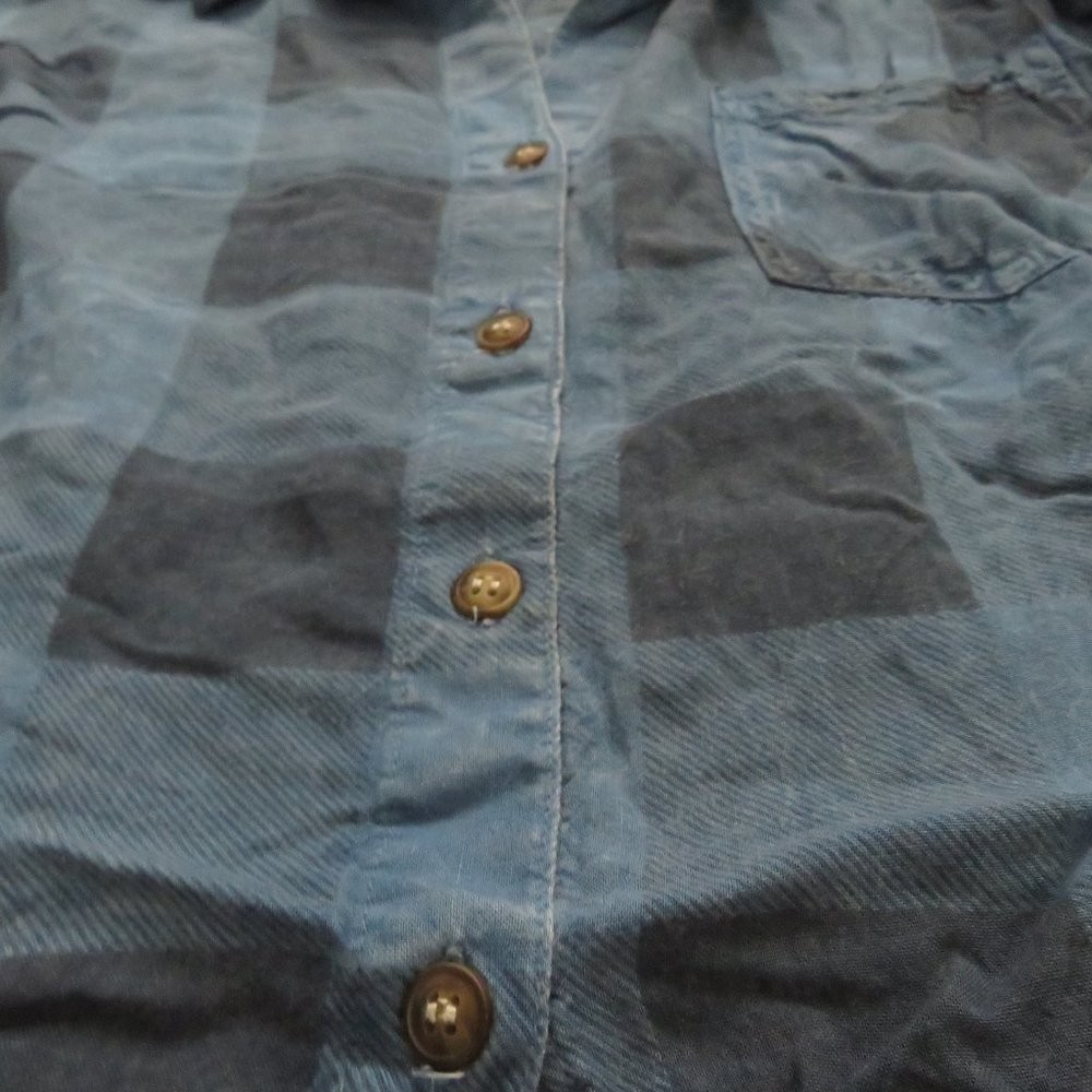 Style Envy Checkered Button Up Shirt Medium USED